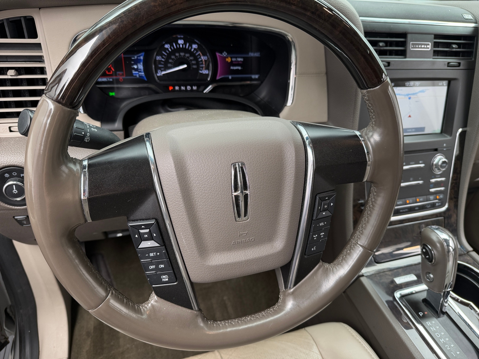 Thumbnail: 2017 Lincoln Navigator - 4