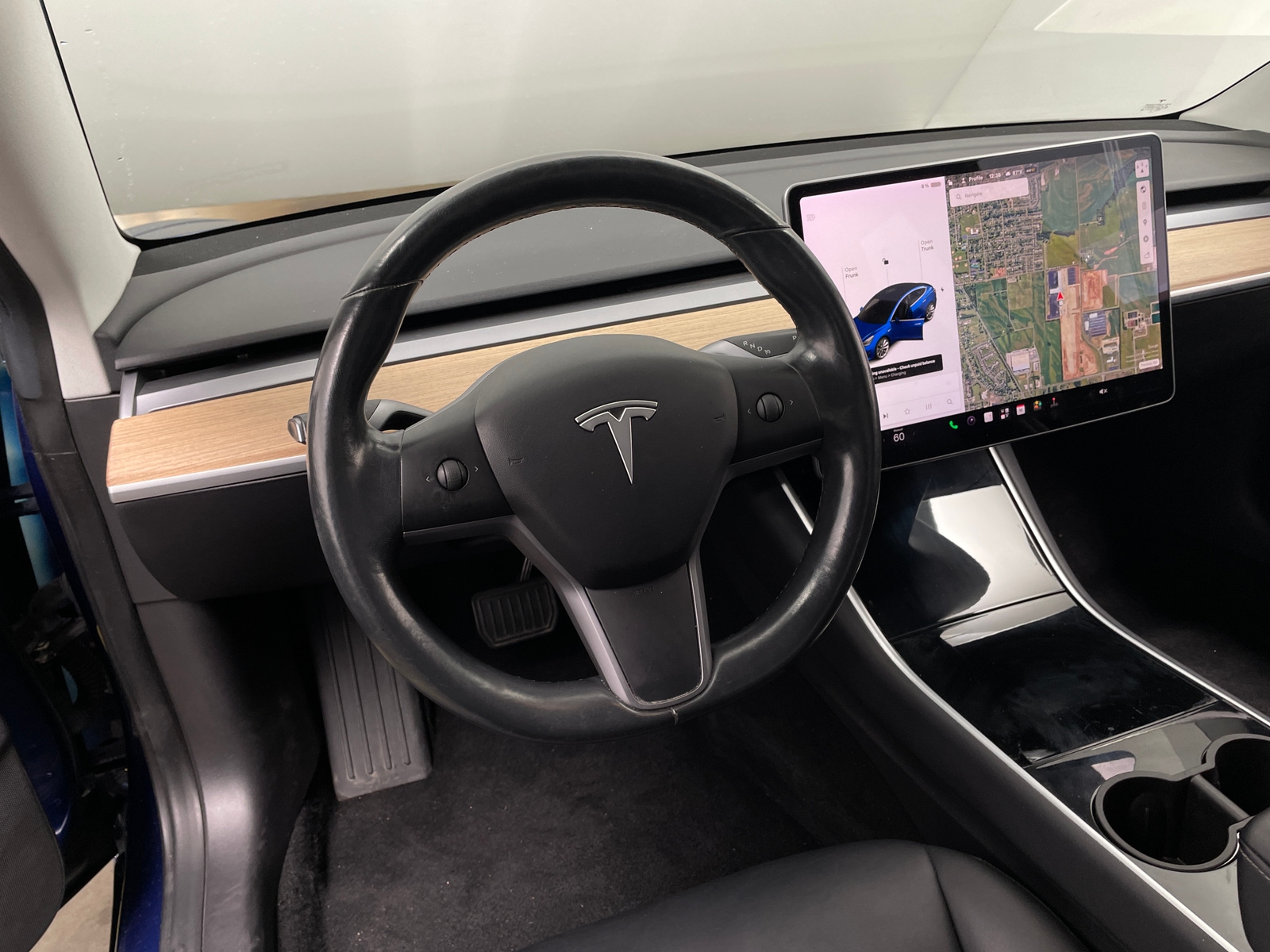 Thumbnail: 2019 Tesla Model 3 - 4
