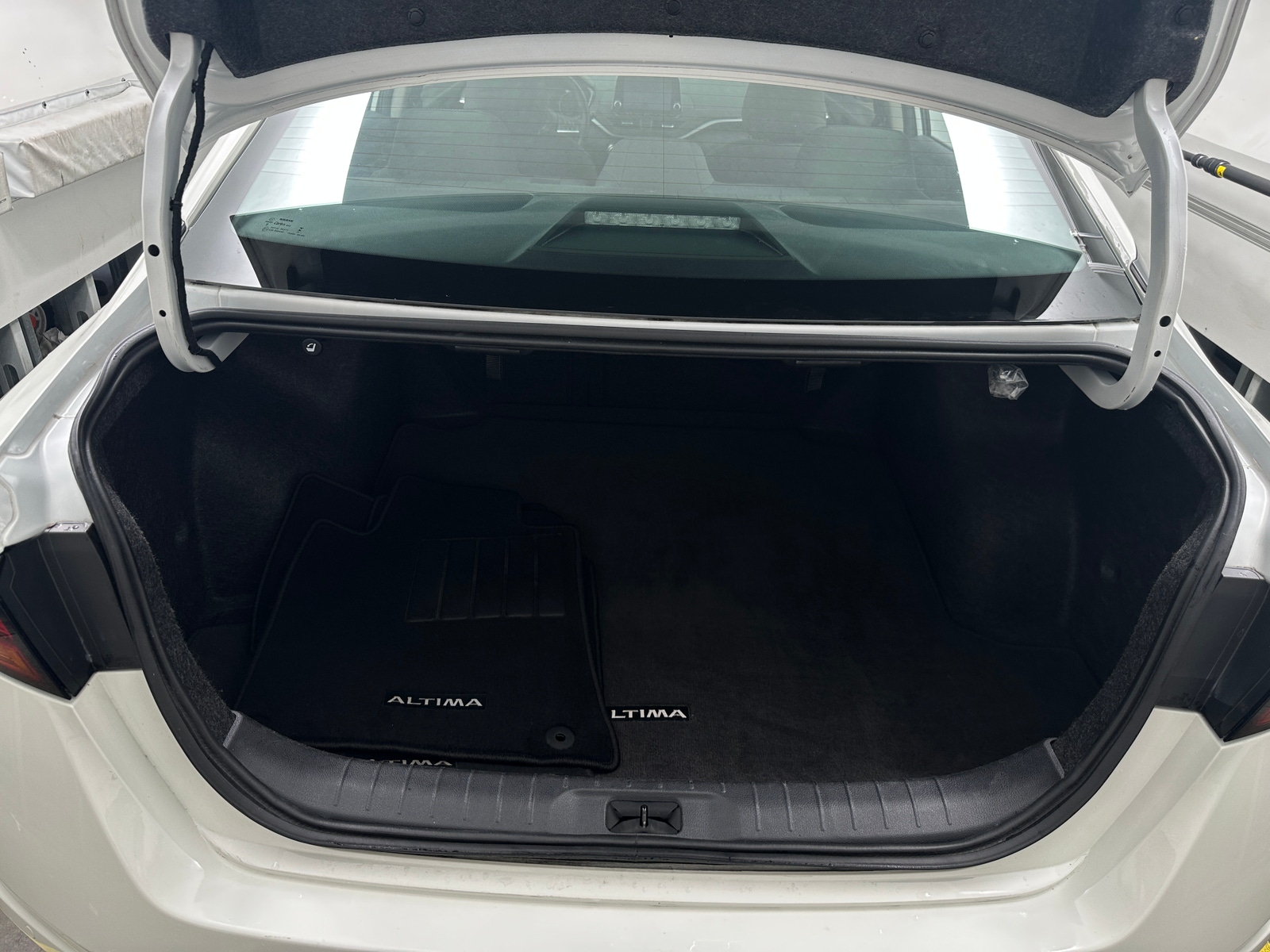Thumbnail: 2025 Nissan Altima - 7