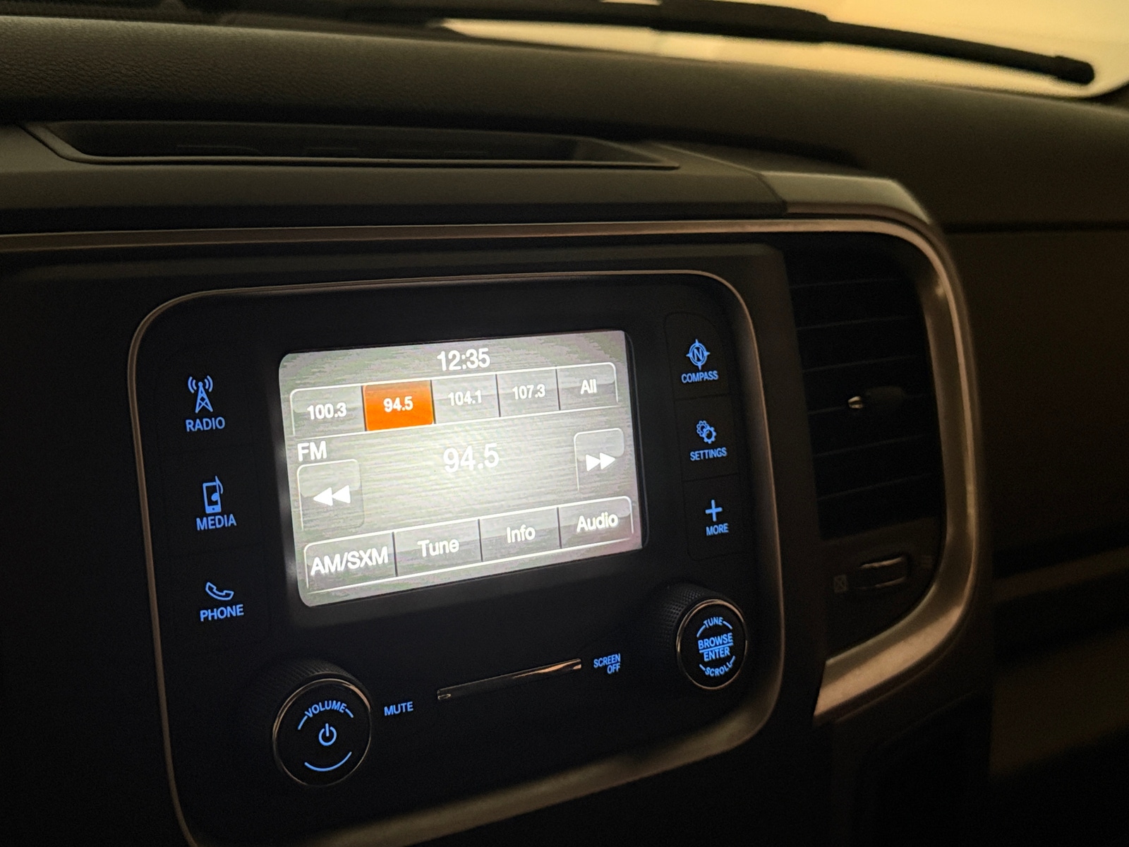 Thumbnail: 2024 RAM 1500 Classic - 4