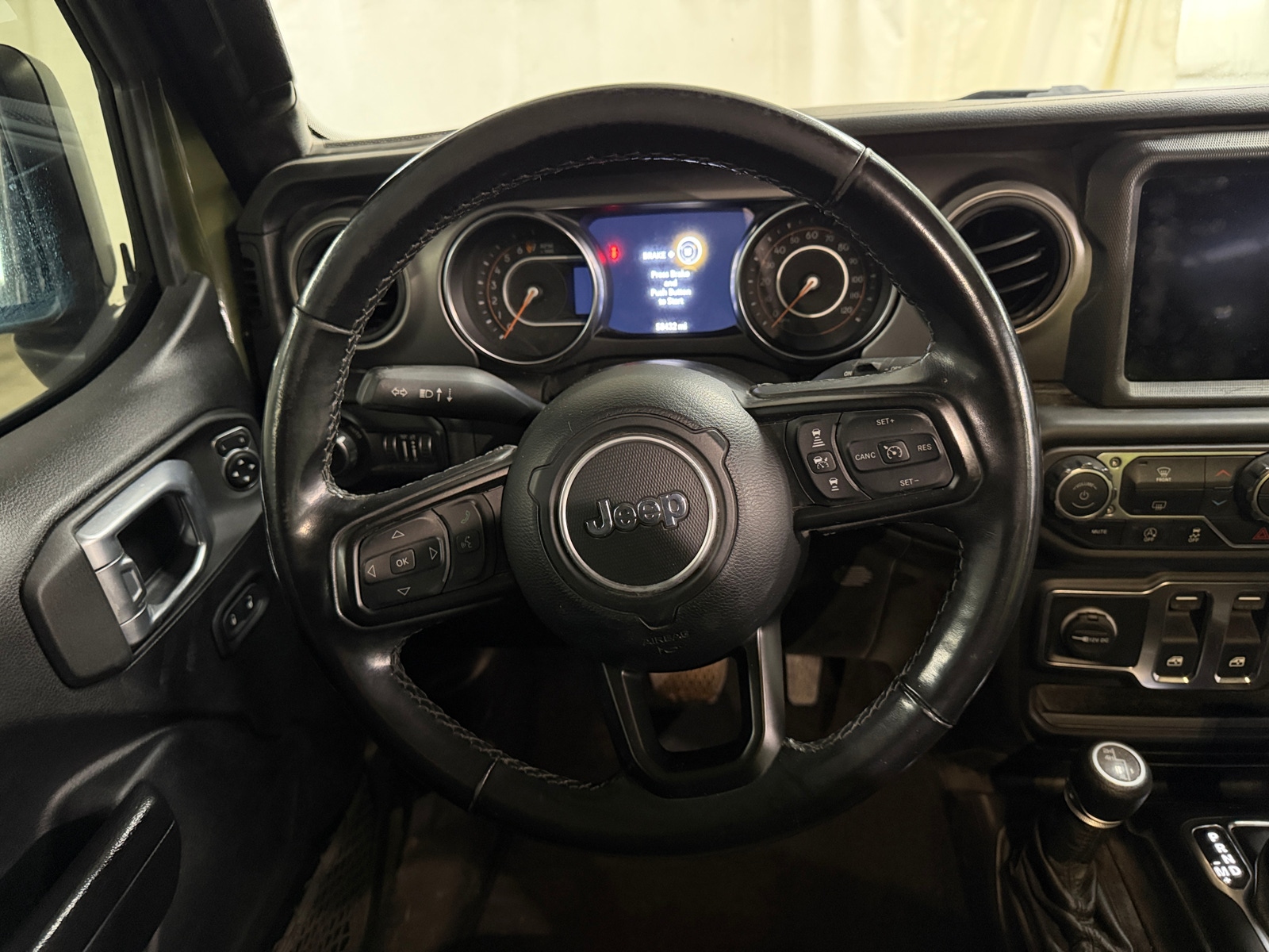 Thumbnail: 2021 Jeep Wrangler - 5