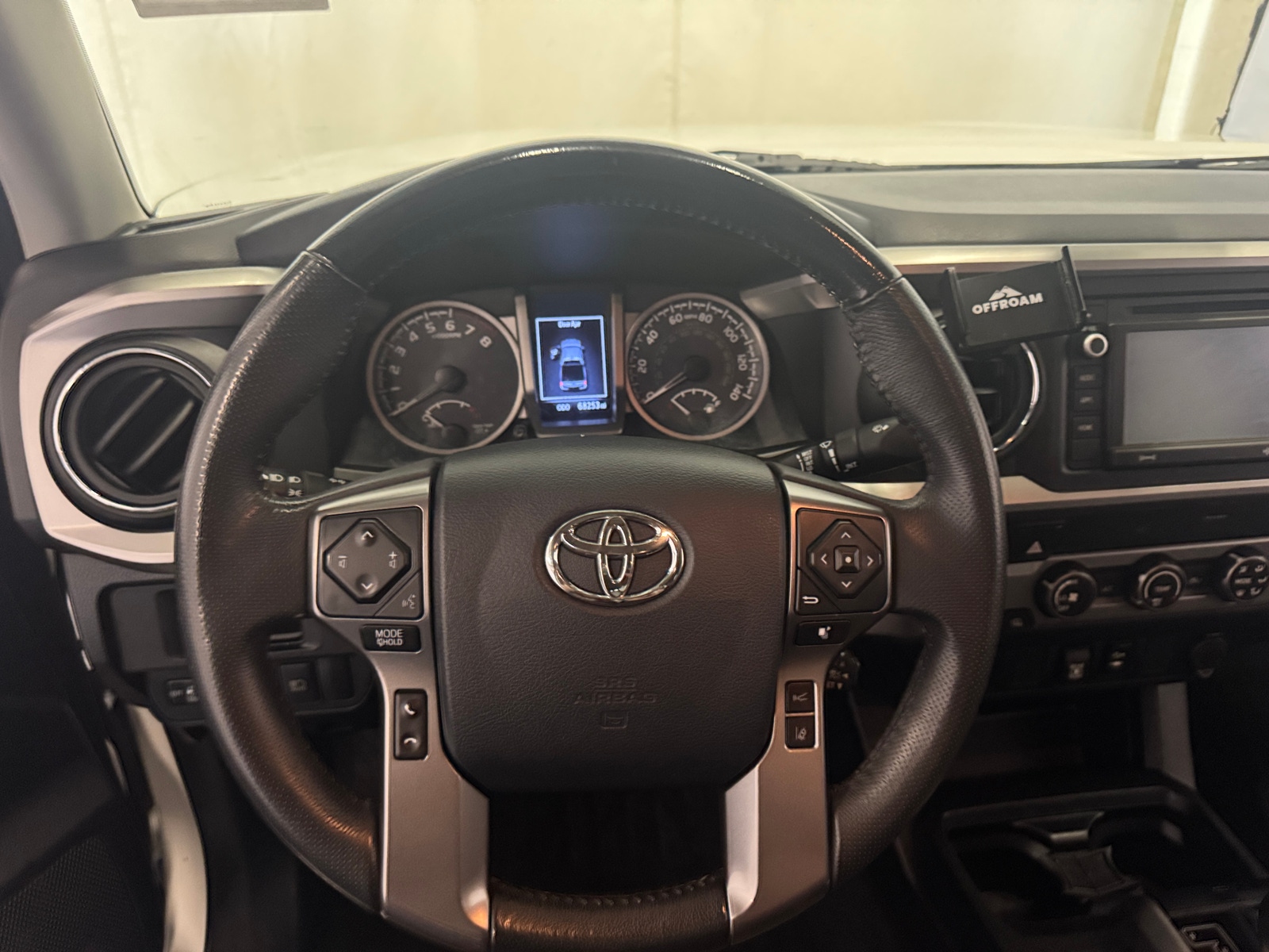 Thumbnail: 2019 Toyota Tacoma - 5