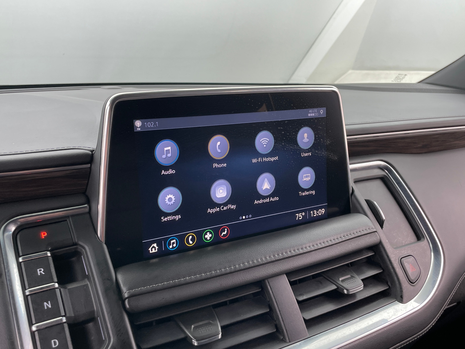 Thumbnail: 2021 Chevrolet Tahoe - 3