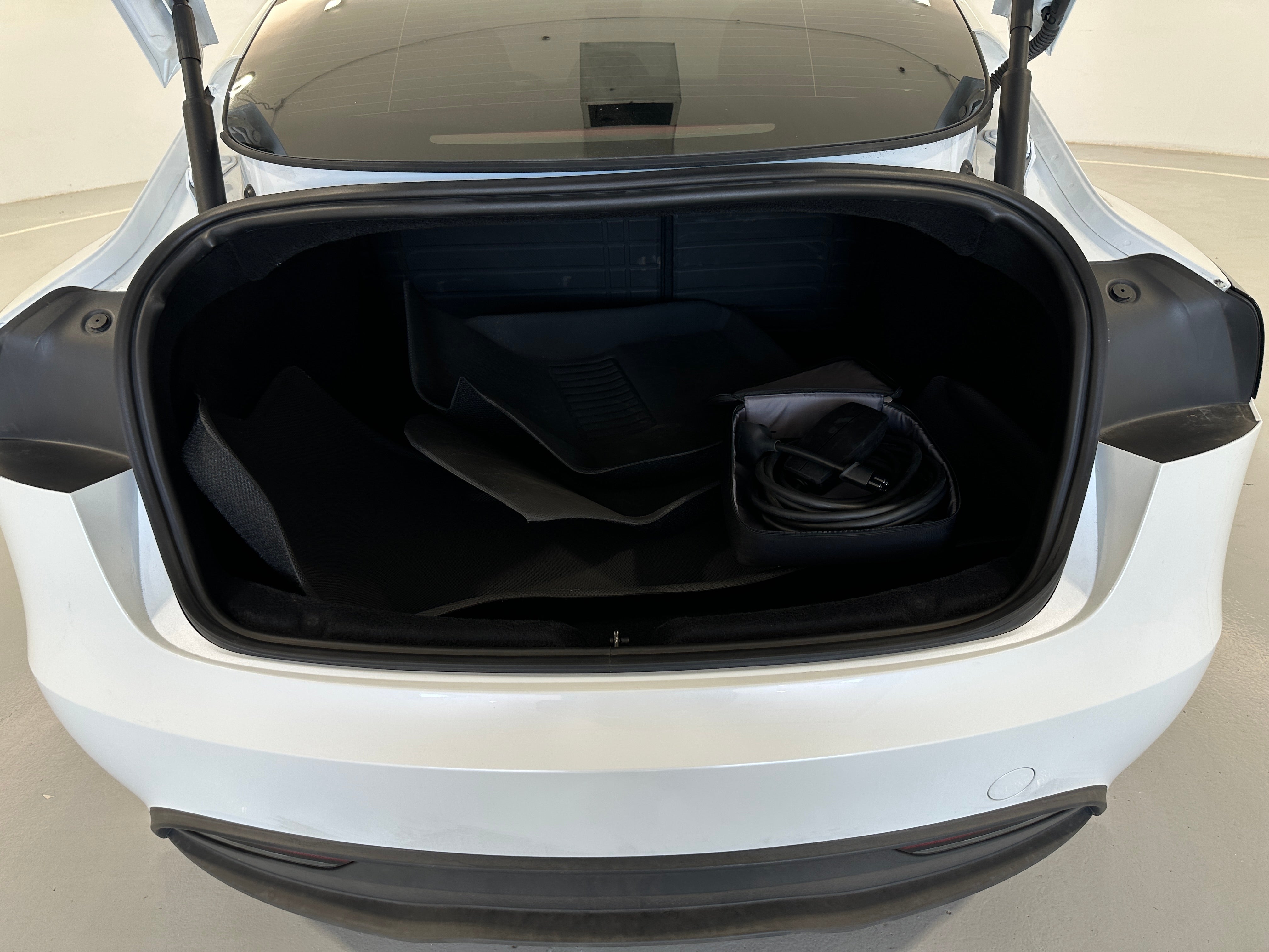 Used 2024 Tesla Model 3 Base with VIN 5YJ3E1EA0RF755461 for sale in Auburn, WA