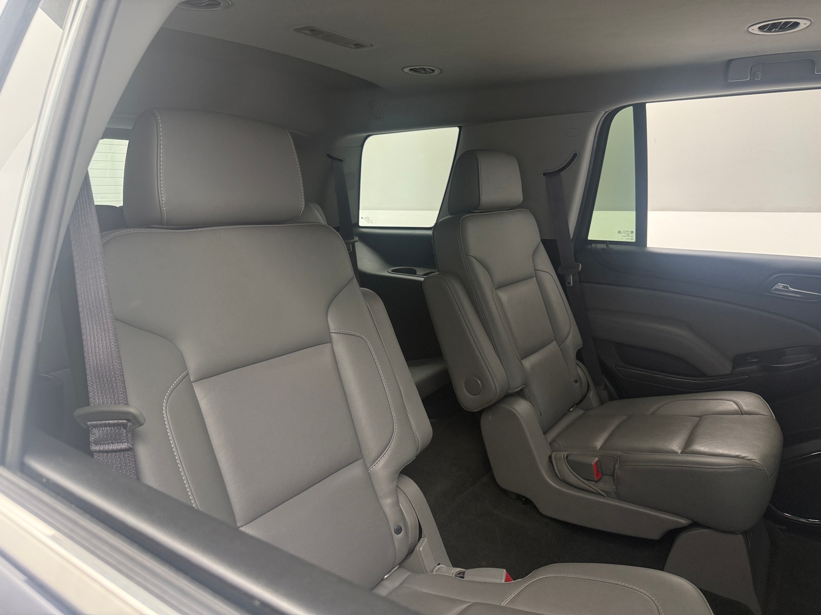 Thumbnail: 2017 Chevrolet Tahoe - 5