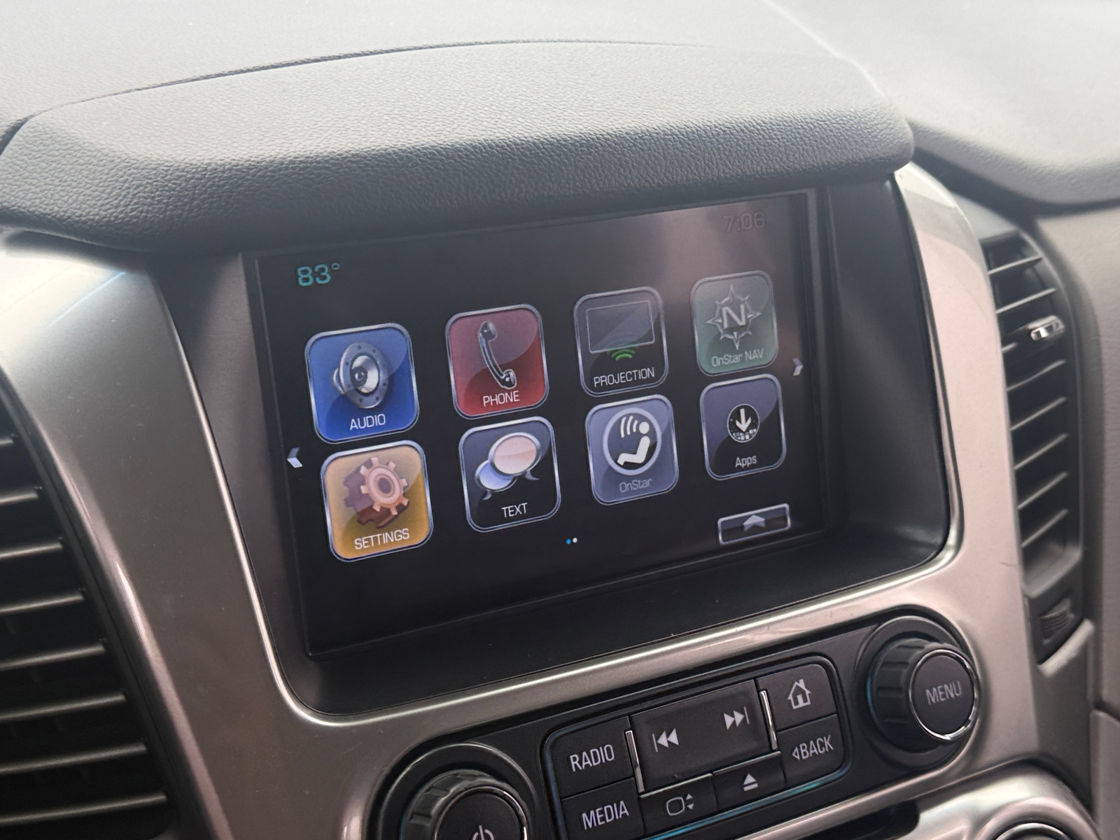 Thumbnail: 2017 Chevrolet Tahoe - 3