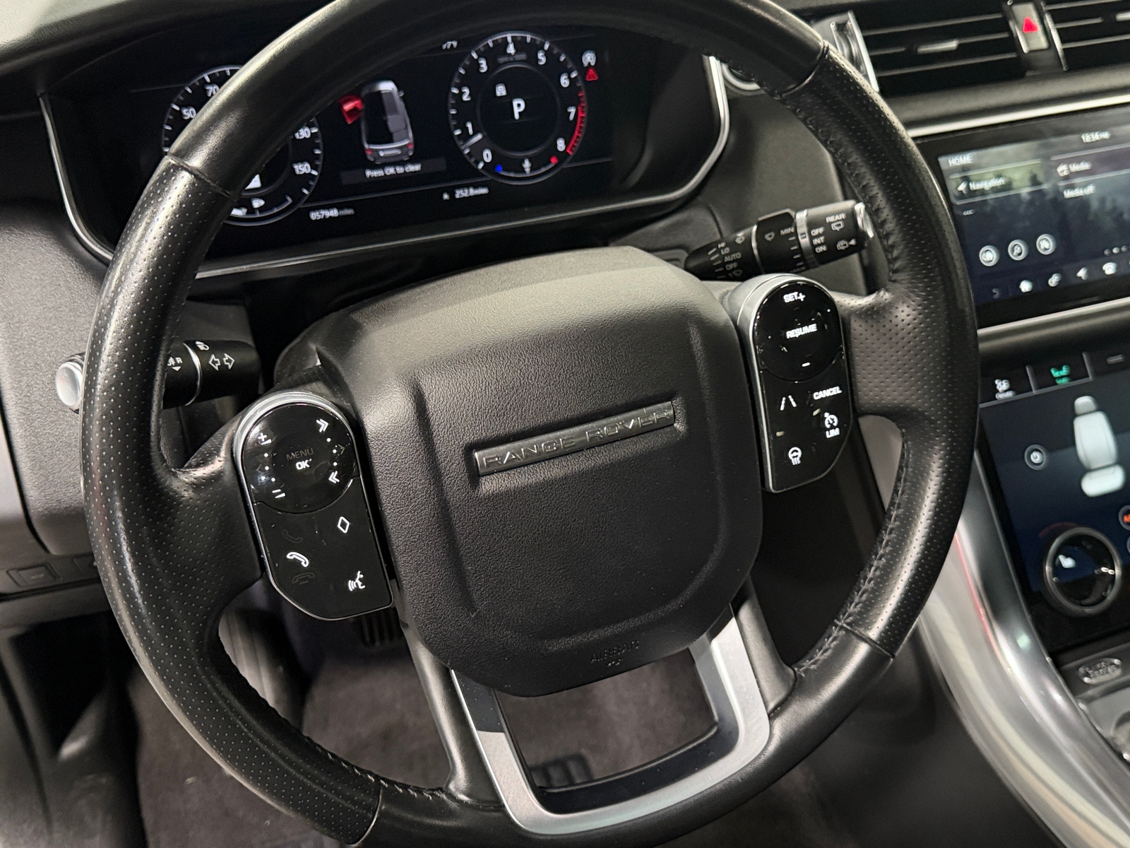 Thumbnail: 2021 Land Rover Range Rover Sport - 4