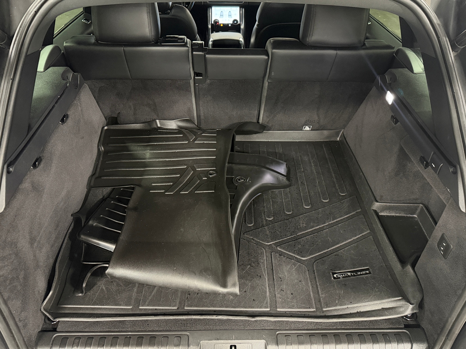 Thumbnail: 2021 Land Rover Range Rover Sport - 6