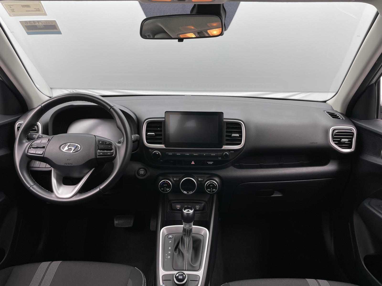 Thumbnail: 2025 Hyundai Venue - 3