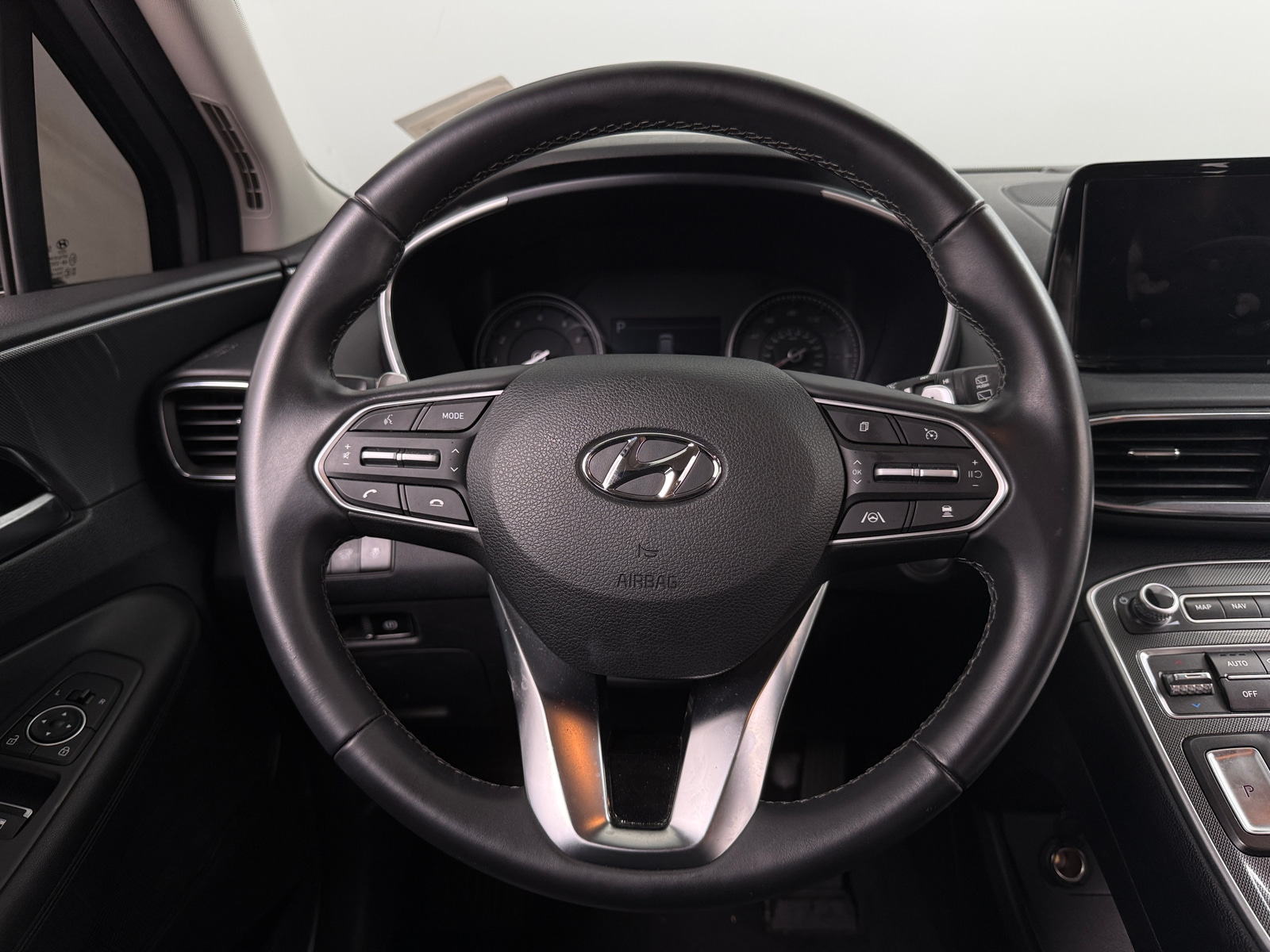Thumbnail: 2023 Hyundai Santa Fe - 4