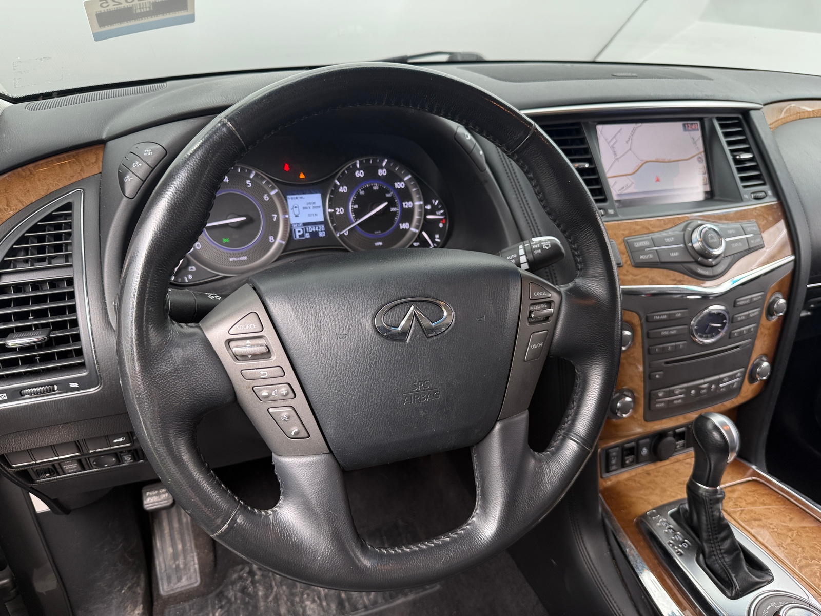 Thumbnail: 2012 INFINITI QX56 - 4