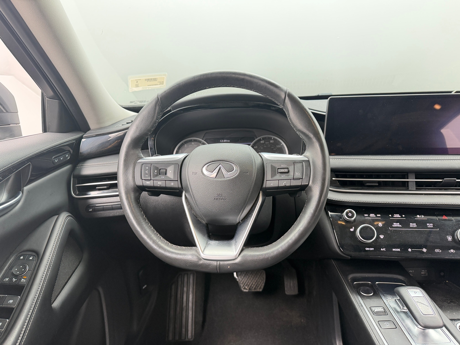 Thumbnail: 2023 INFINITI QX60 - 4