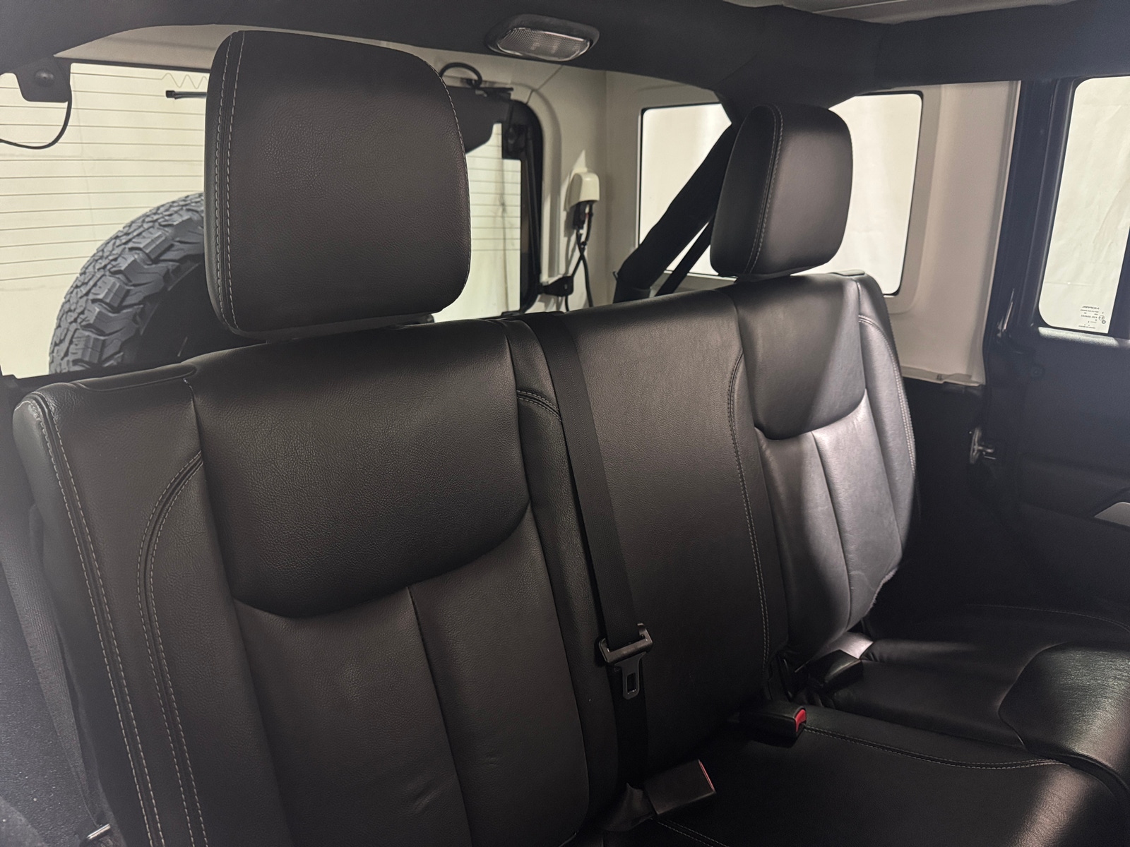 Thumbnail: 2016 Jeep Wrangler - 5