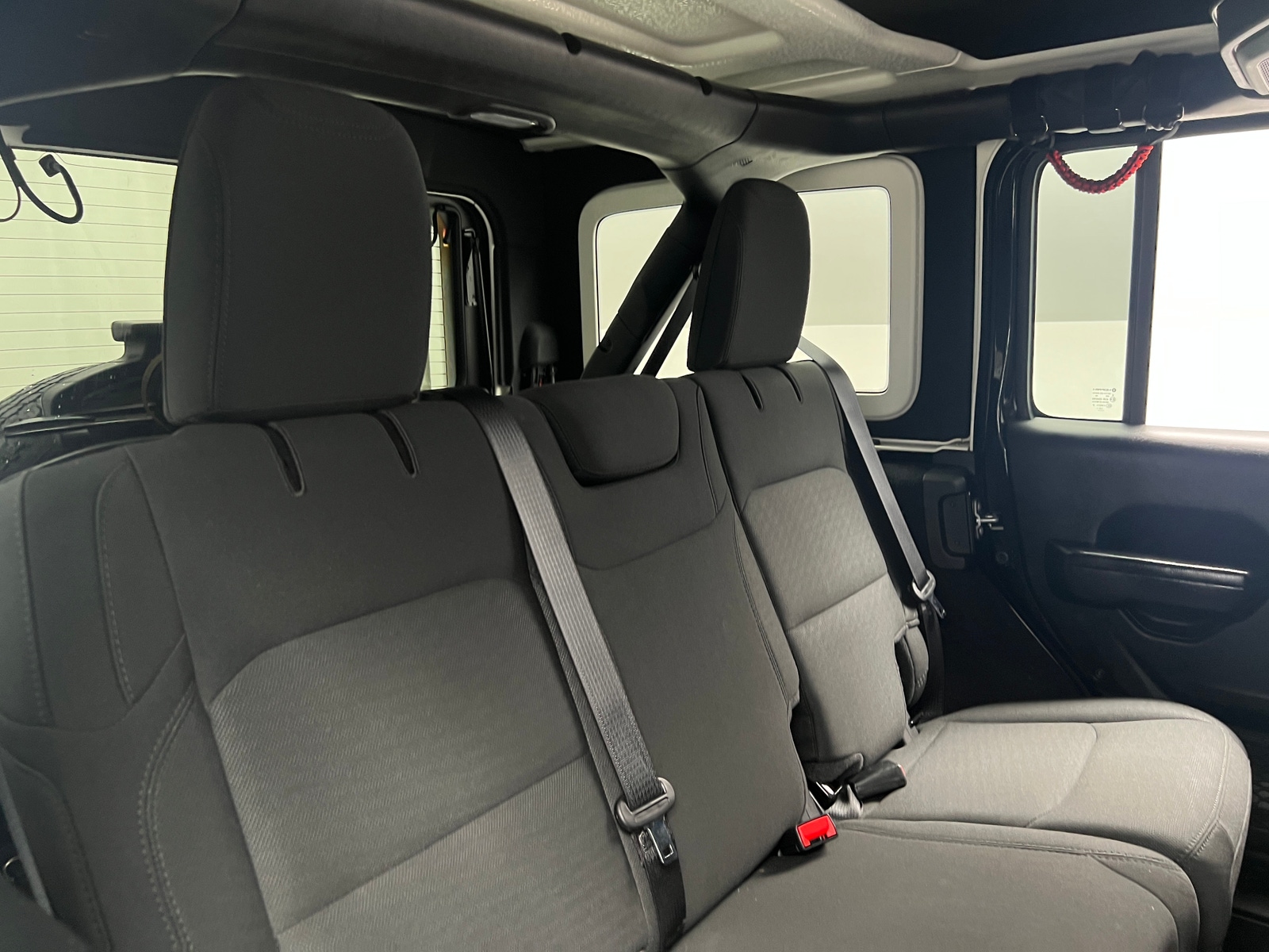 Thumbnail: 2020 Jeep Wrangler - 6