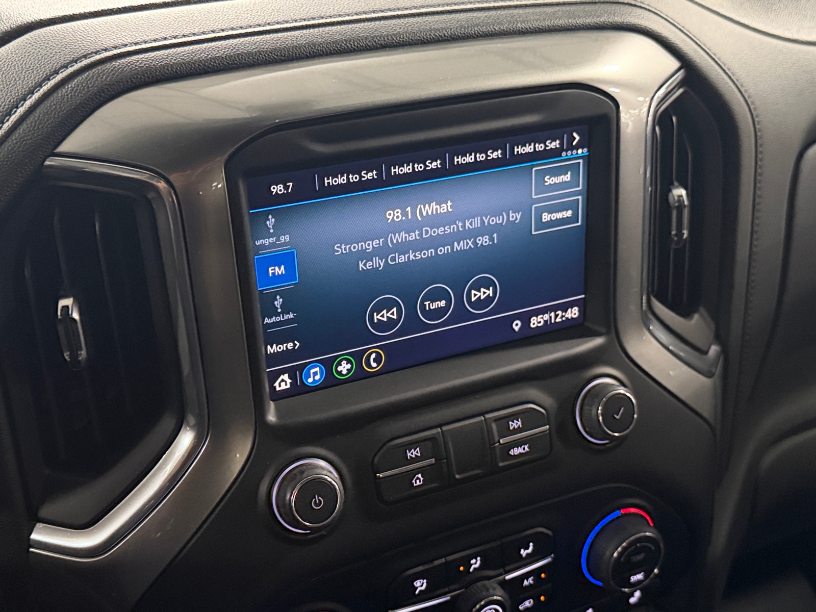 Thumbnail: 2022 Chevrolet Silverado 1500 - 4