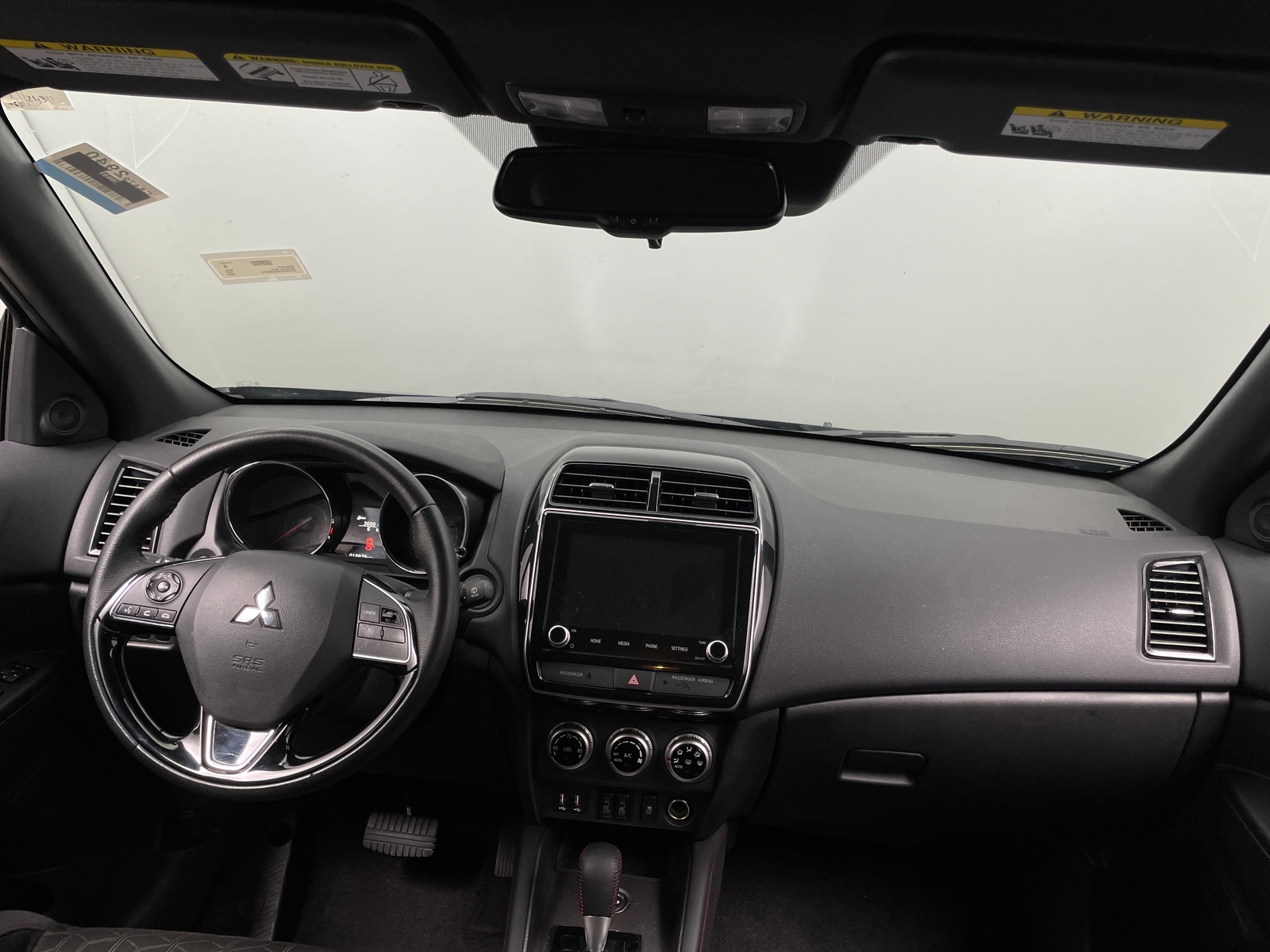 Thumbnail: 2025 Mitsubishi Outlander Sport - 3