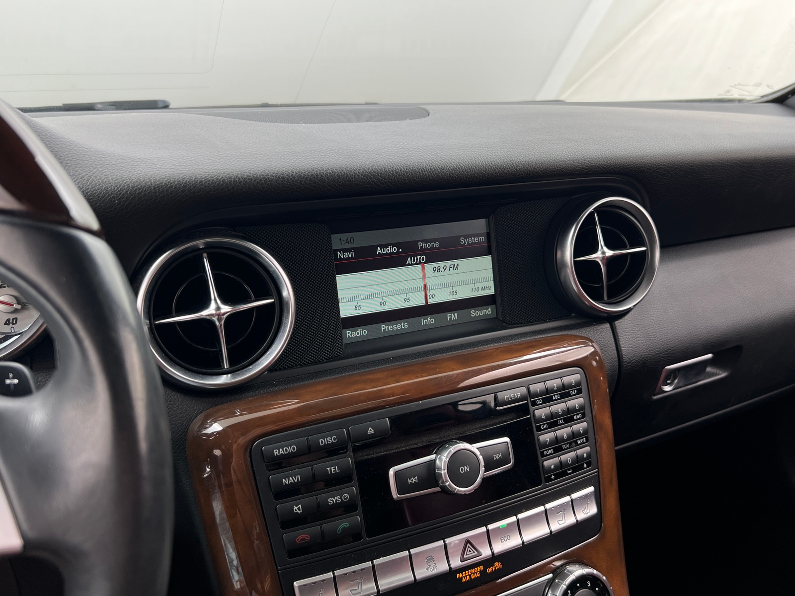 Thumbnail: 2014 Mercedes-Benz SLK - 3