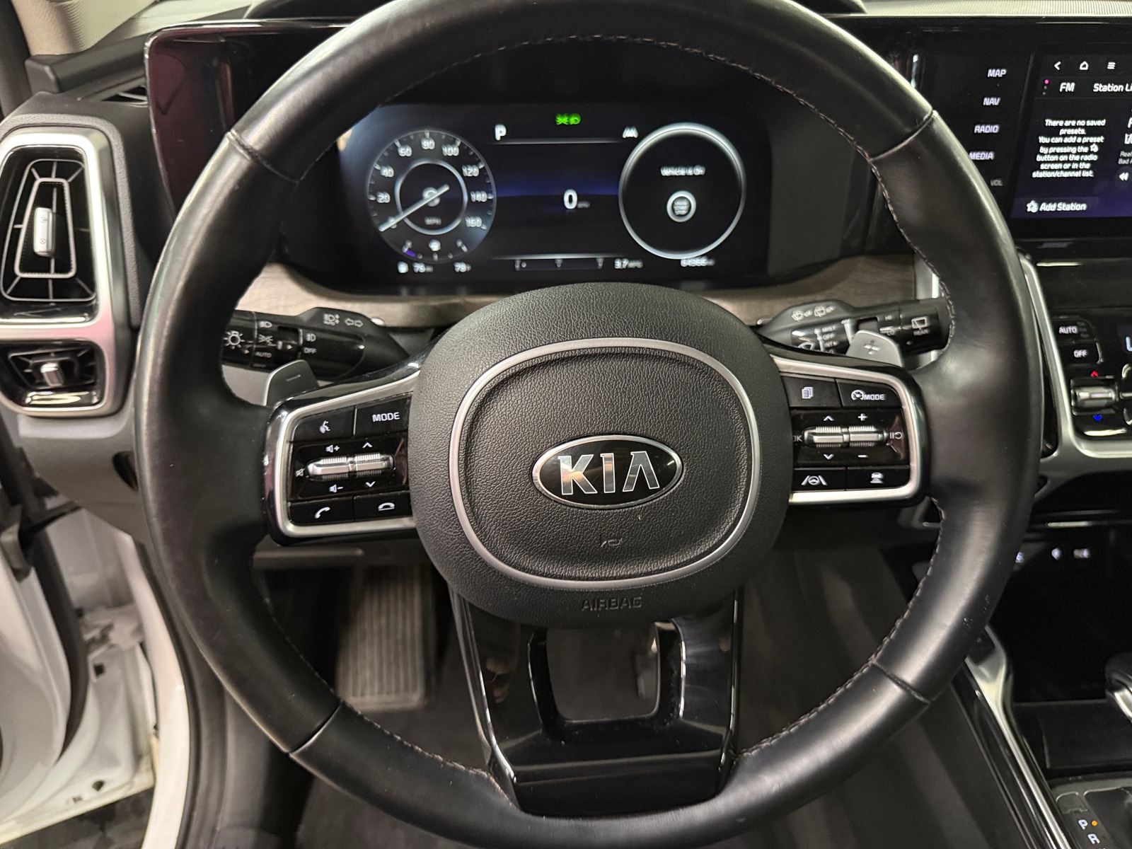 Thumbnail: 2021 Kia Sorento - 4