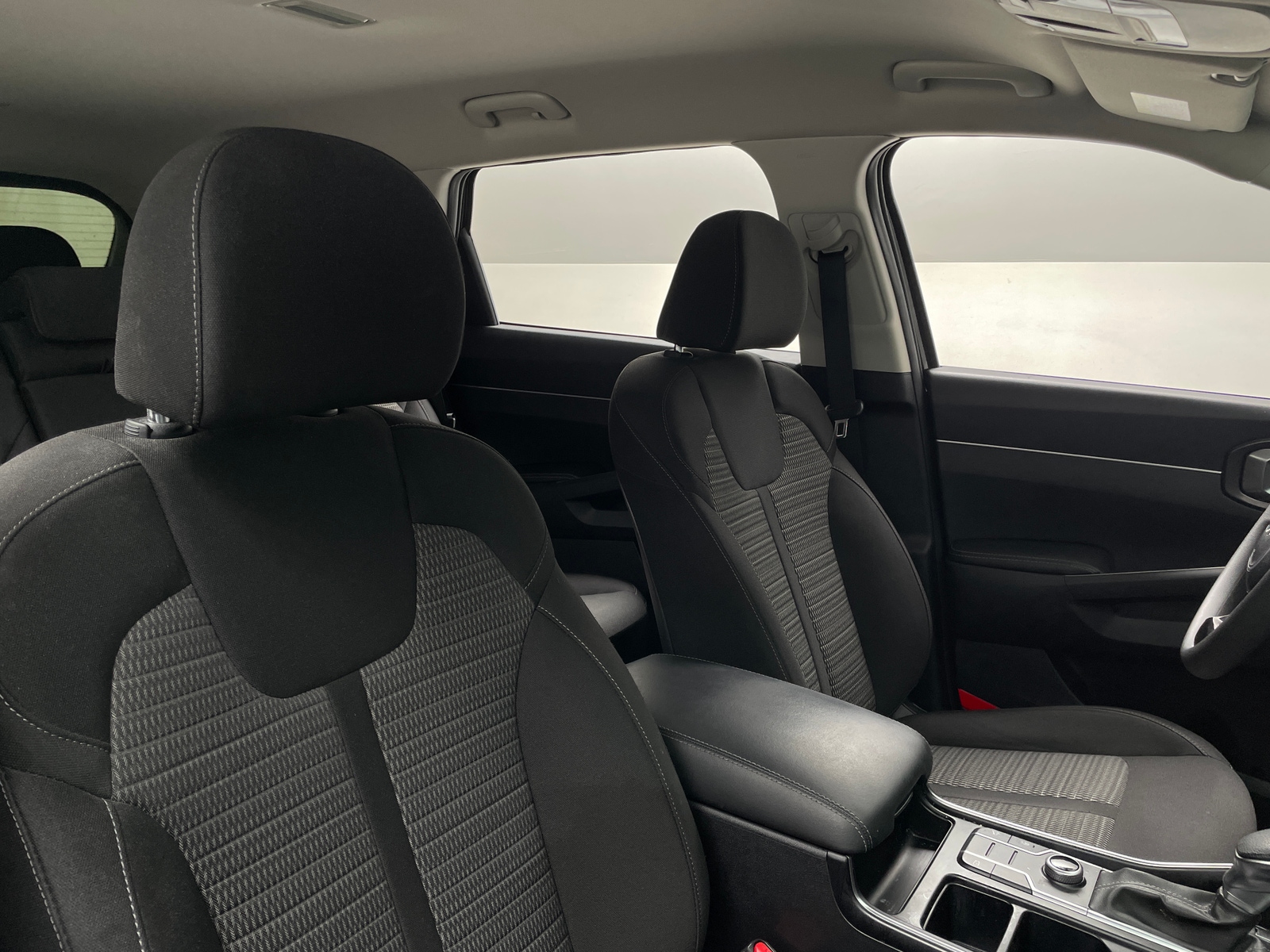 Thumbnail: 2023 Kia Sorento - 2