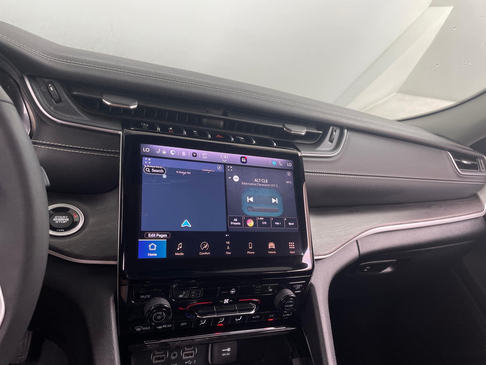 Thumbnail: 2023 Jeep Grand Cherokee - 3
