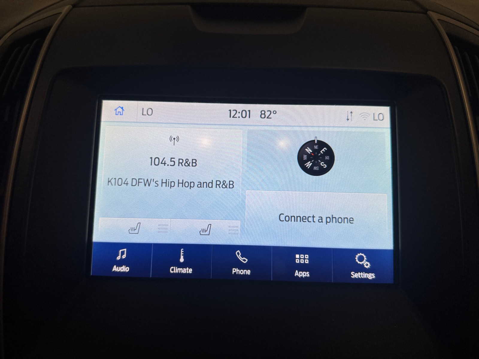 Thumbnail: 2020 Ford Edge - 3