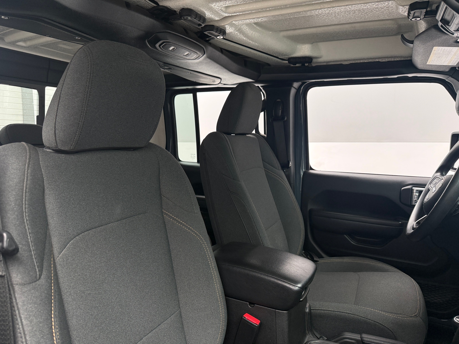 Thumbnail: 2024 Jeep Gladiator - 2