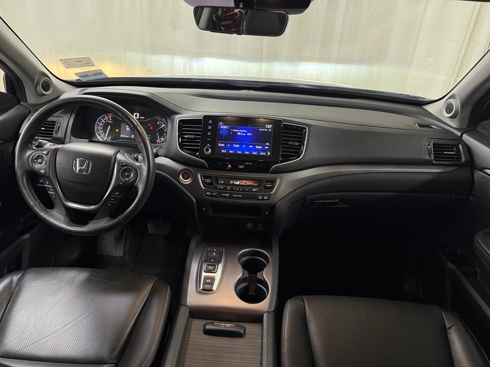 Thumbnail: 2023 Honda Ridgeline - 3