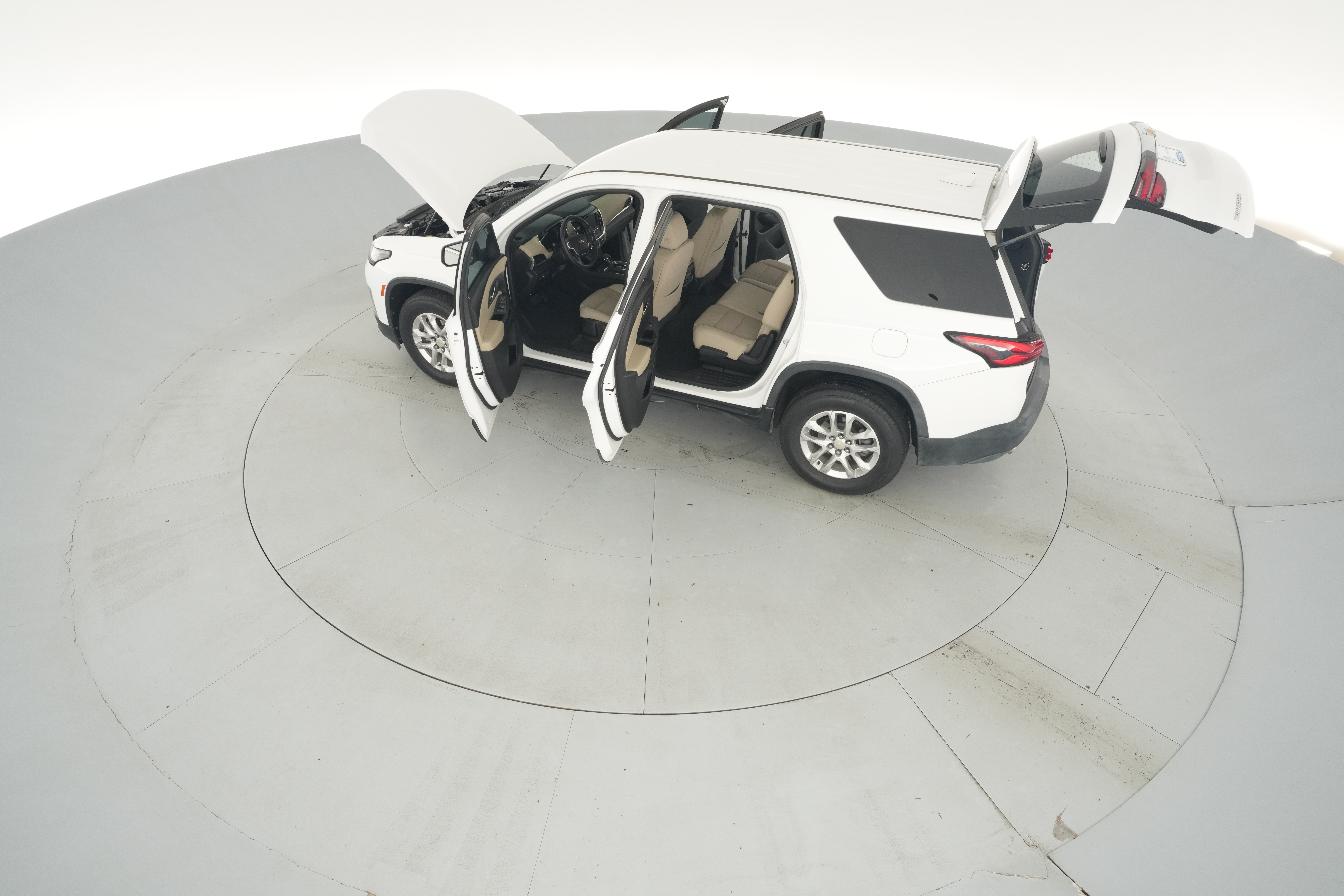 2022 Chevrolet Traverse LS - Photo 44