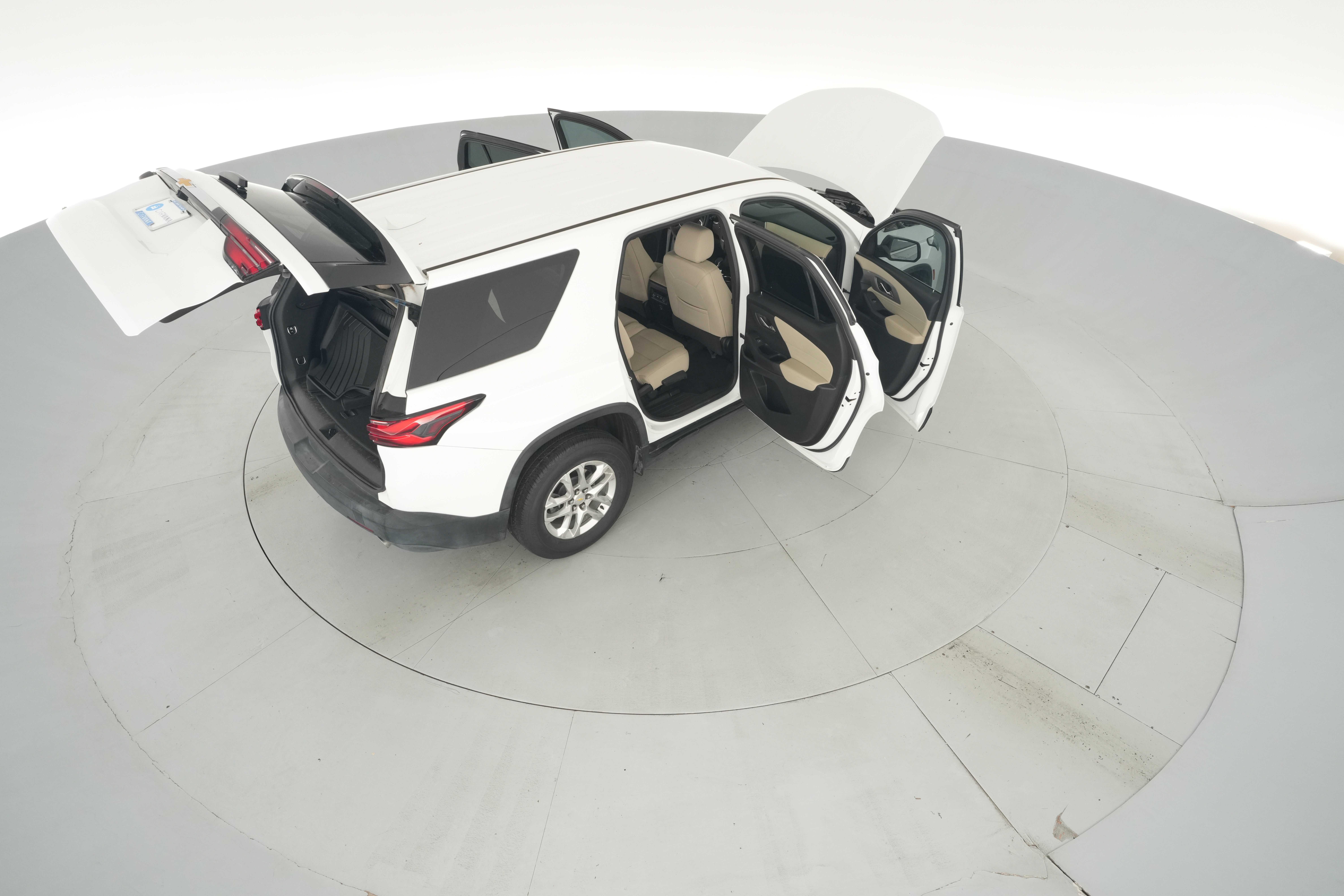 2022 Chevrolet Traverse LS - Photo 49