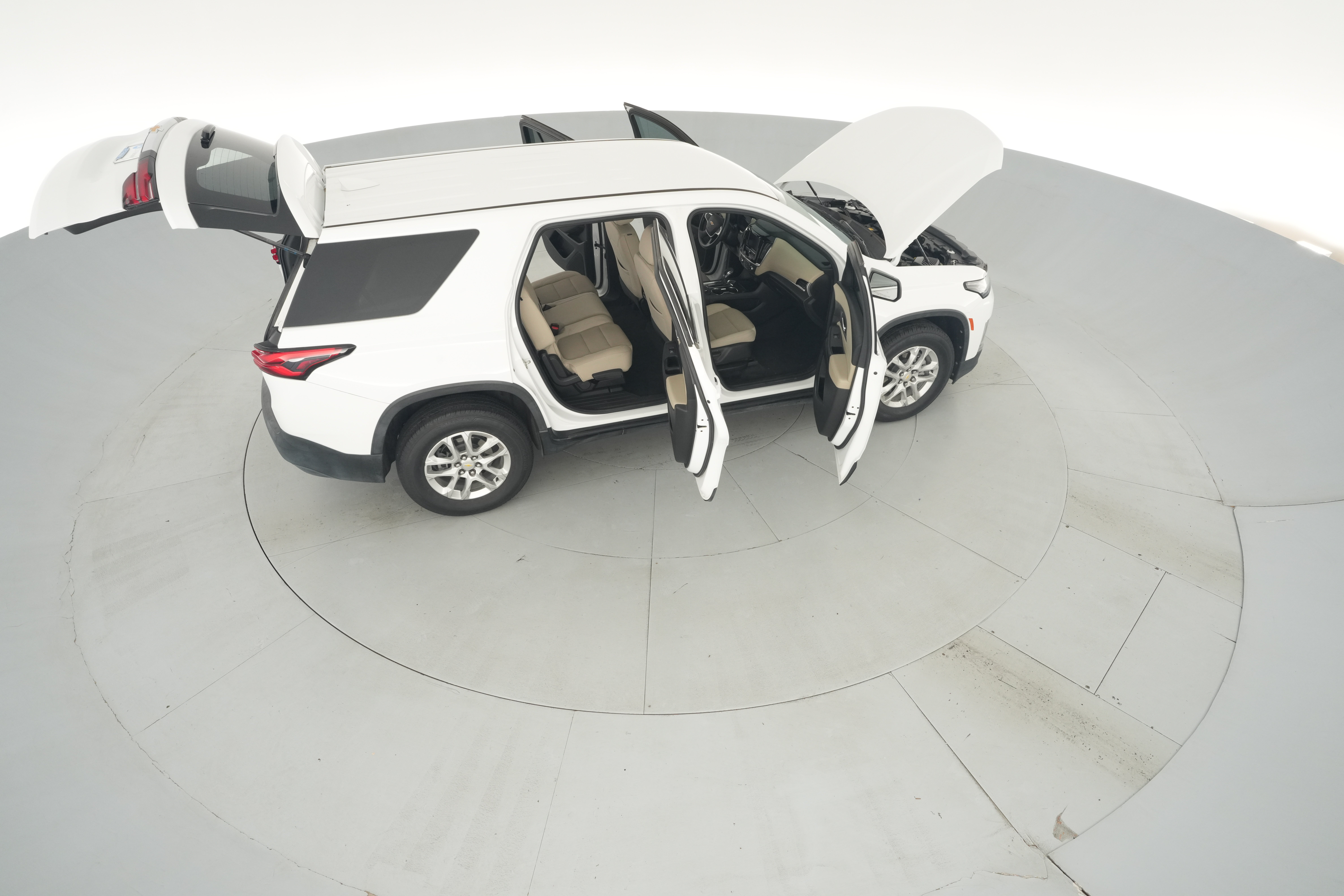 2022 Chevrolet Traverse LS - Photo 50