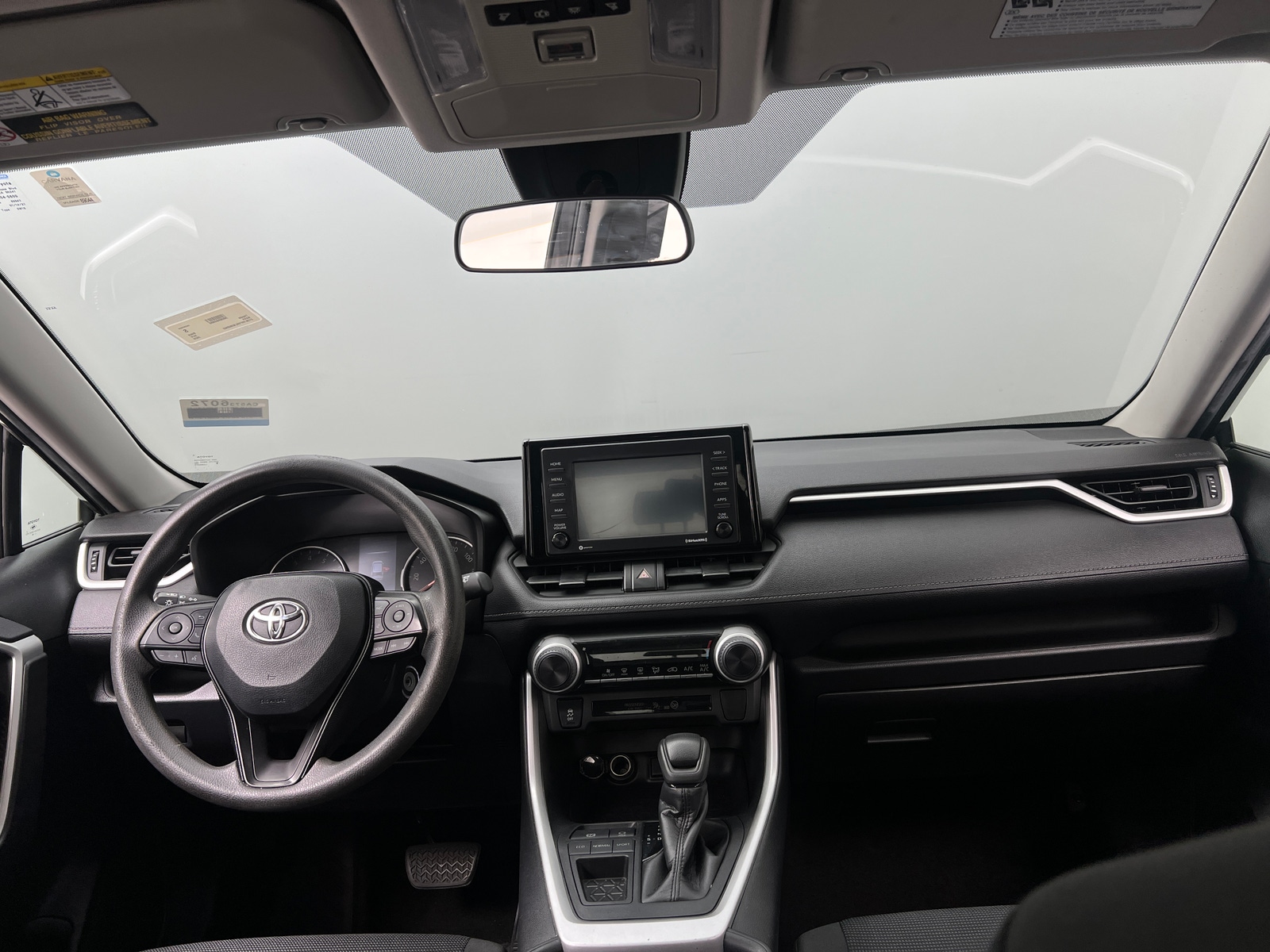 Thumbnail: 2020 Toyota RAV4 - 3