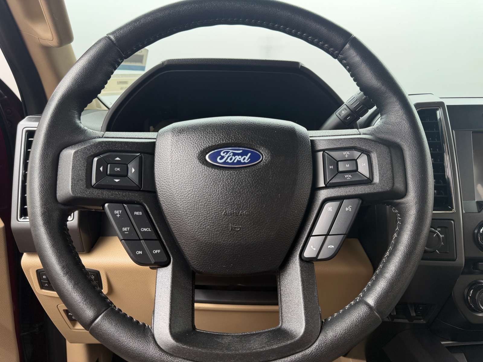 Thumbnail: 2018 Ford Econoline - 5