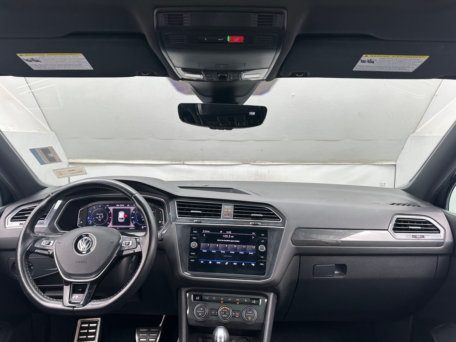 Thumbnail: 2021 Volkswagen Tiguan - 3