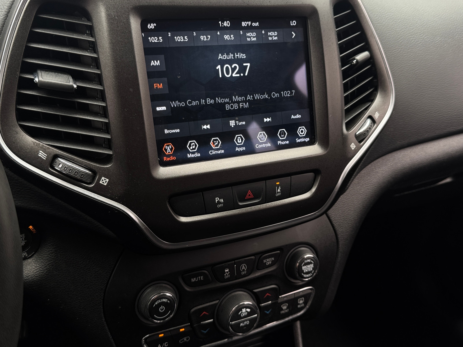 Thumbnail: 2021 Jeep Cherokee - 4