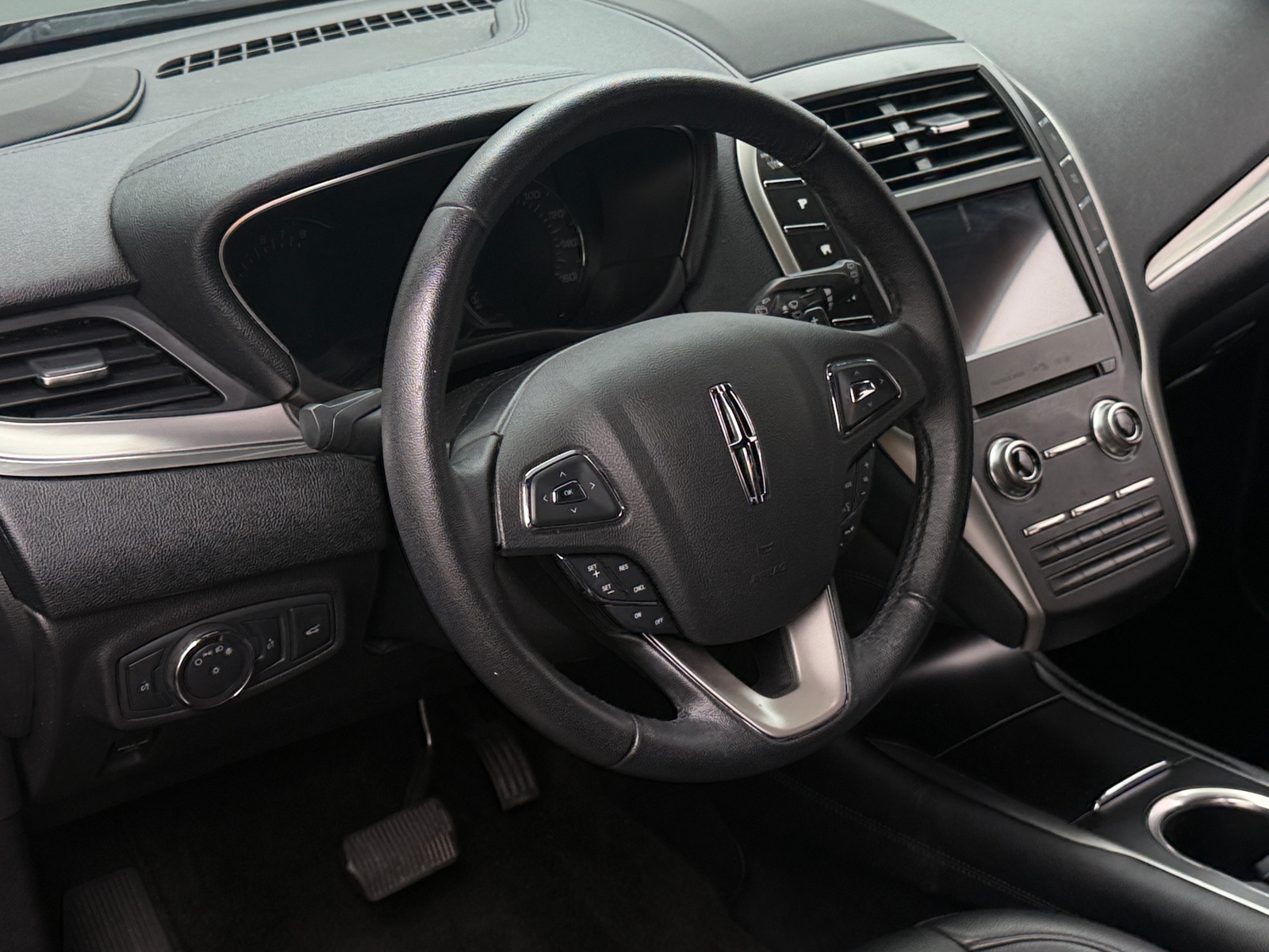 Thumbnail: 2019 Lincoln MKC - 4