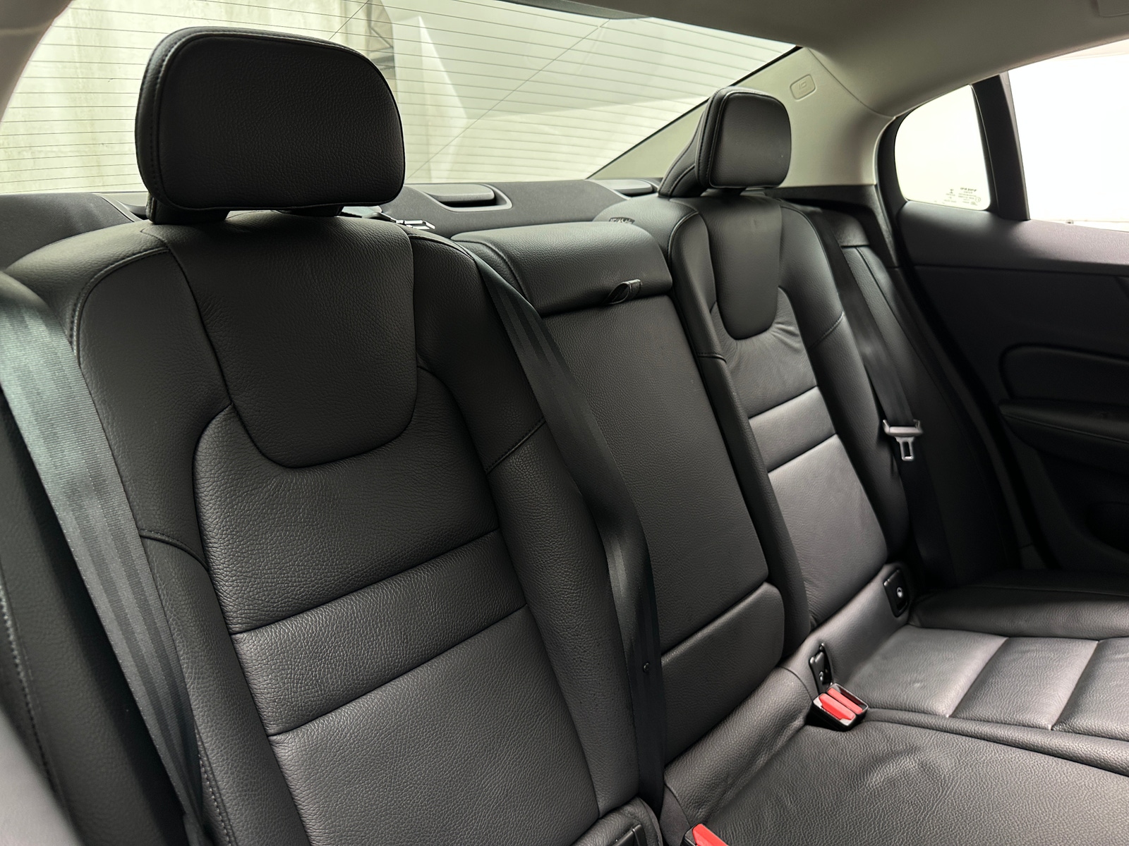 Thumbnail: 2024 Volvo S60 - 5