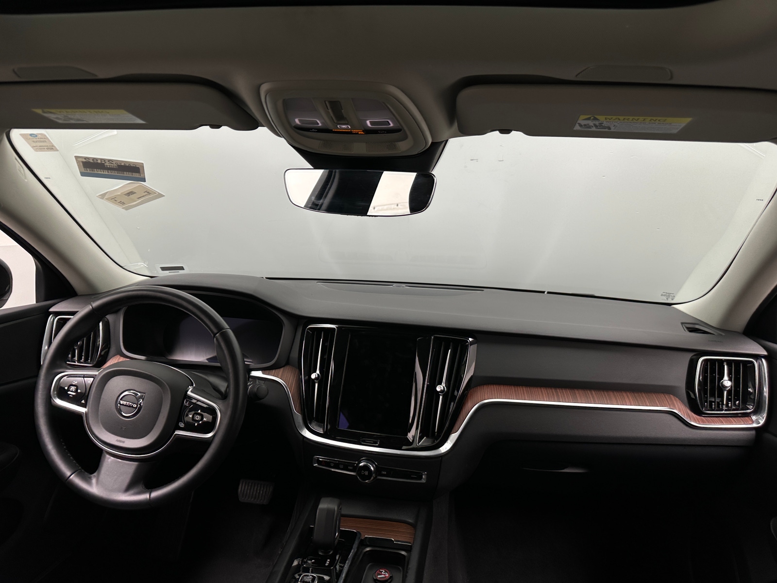 Thumbnail: 2024 Volvo S60 - 2