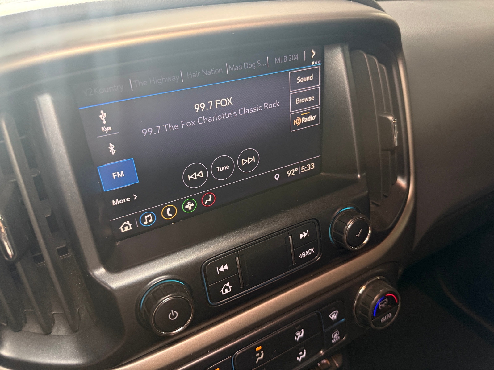 Thumbnail: 2019 Chevrolet Colorado - 3