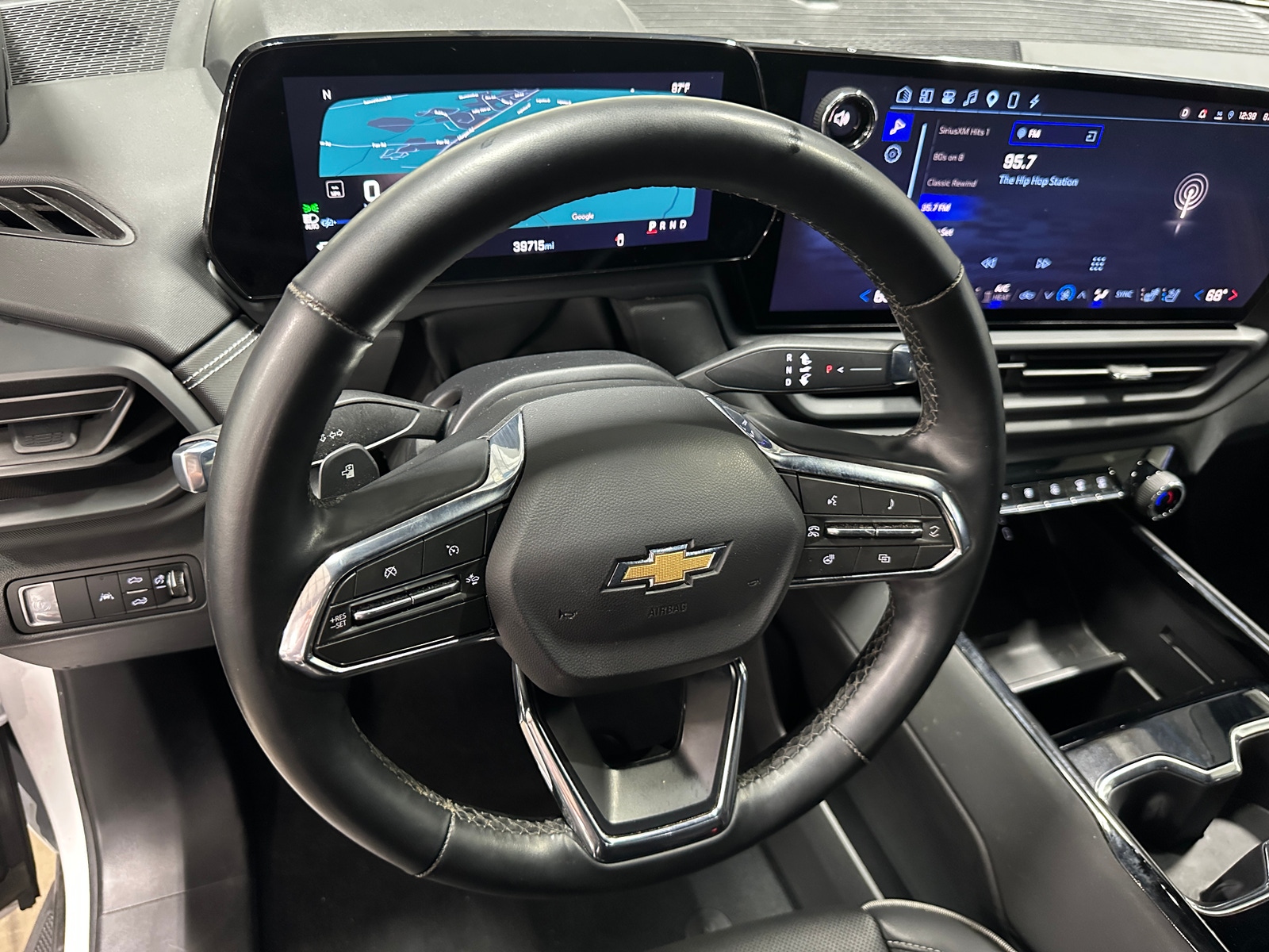 Thumbnail: 2025 Chevrolet Silverado EV - 4