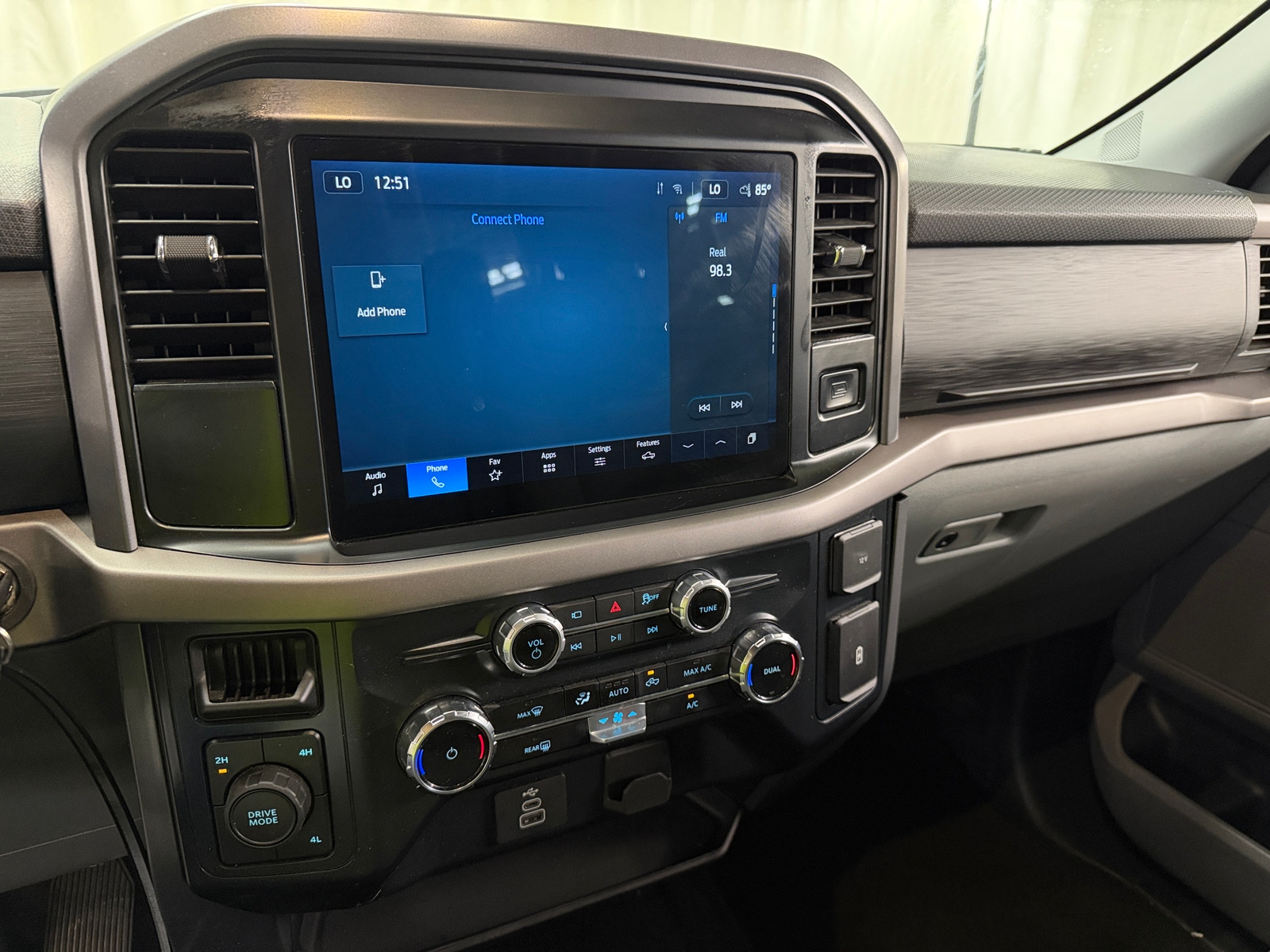 Thumbnail: 2025 Ford Econoline - 4
