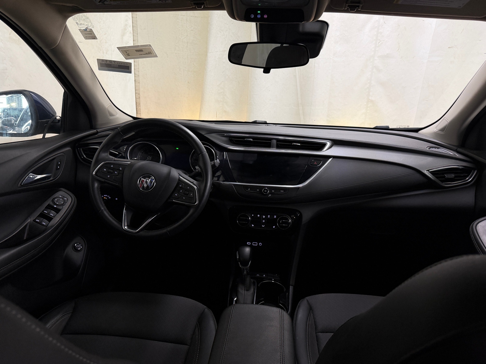Thumbnail: 2022 Buick Encore GX - 2