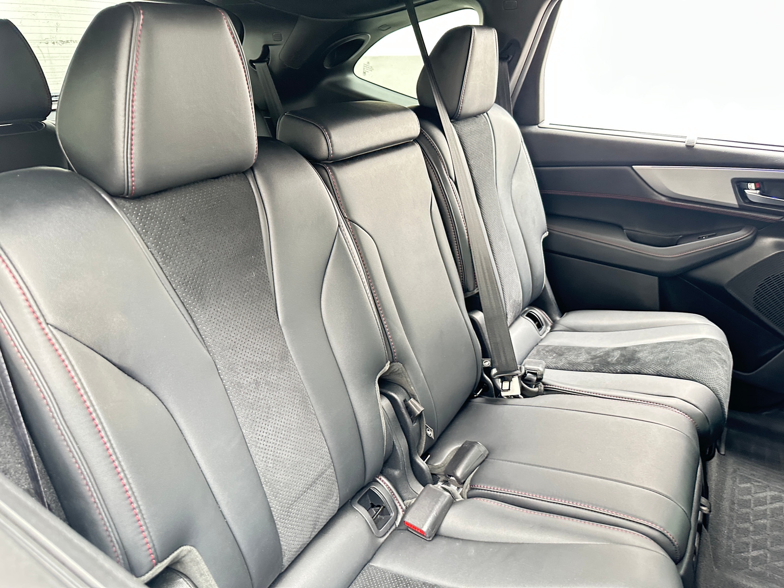 Thumbnail: 2023 Acura MDX - 5