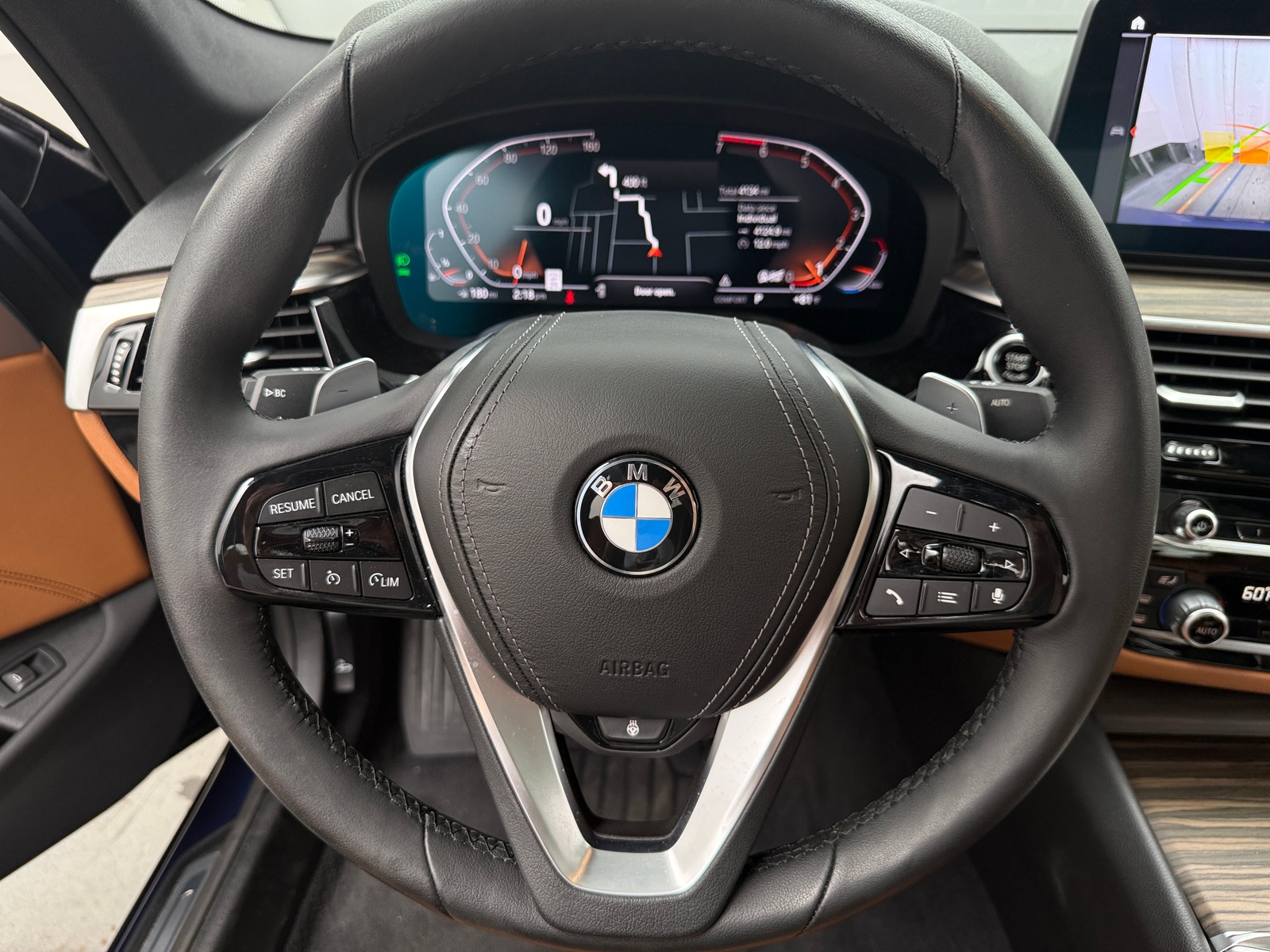 Thumbnail: 2023 BMW 5 Series - 4