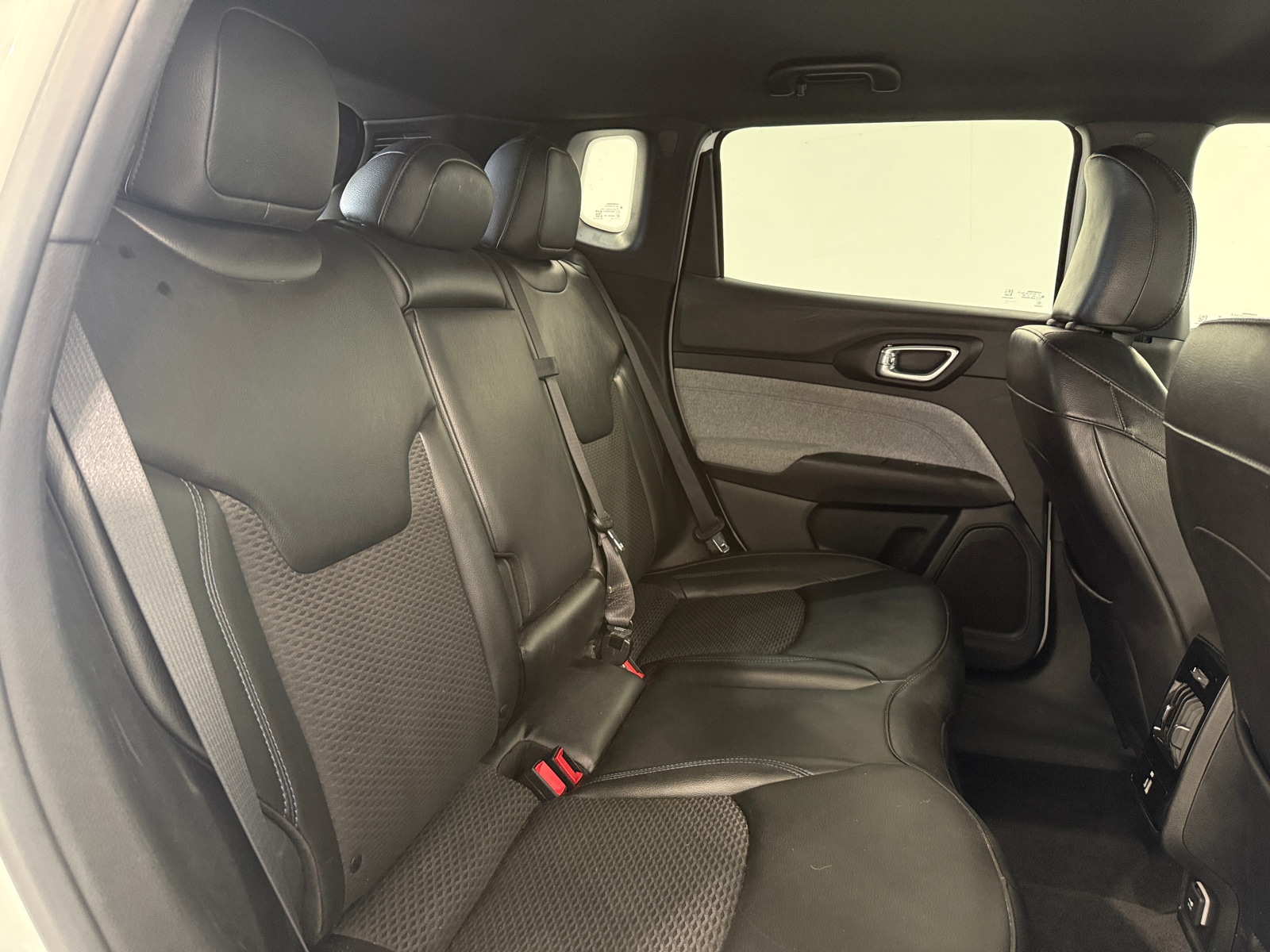 Thumbnail: 2023 Jeep Compass - 6