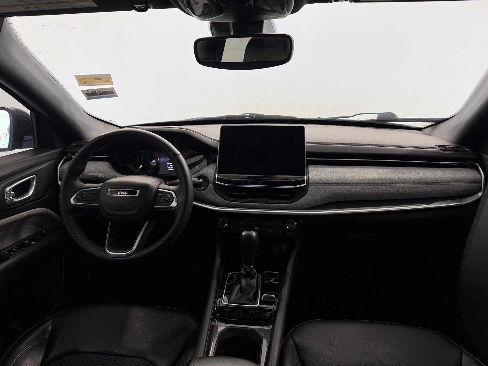 Thumbnail: 2023 Jeep Compass - 3