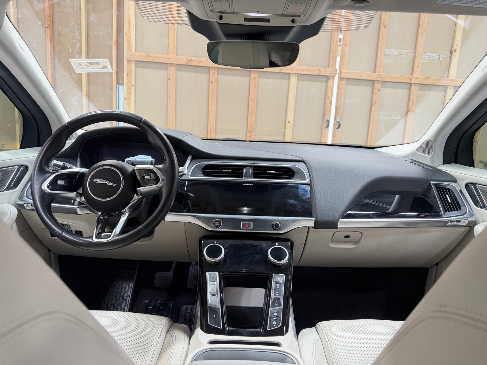 Thumbnail: 2020 Jaguar I-Pace - 3