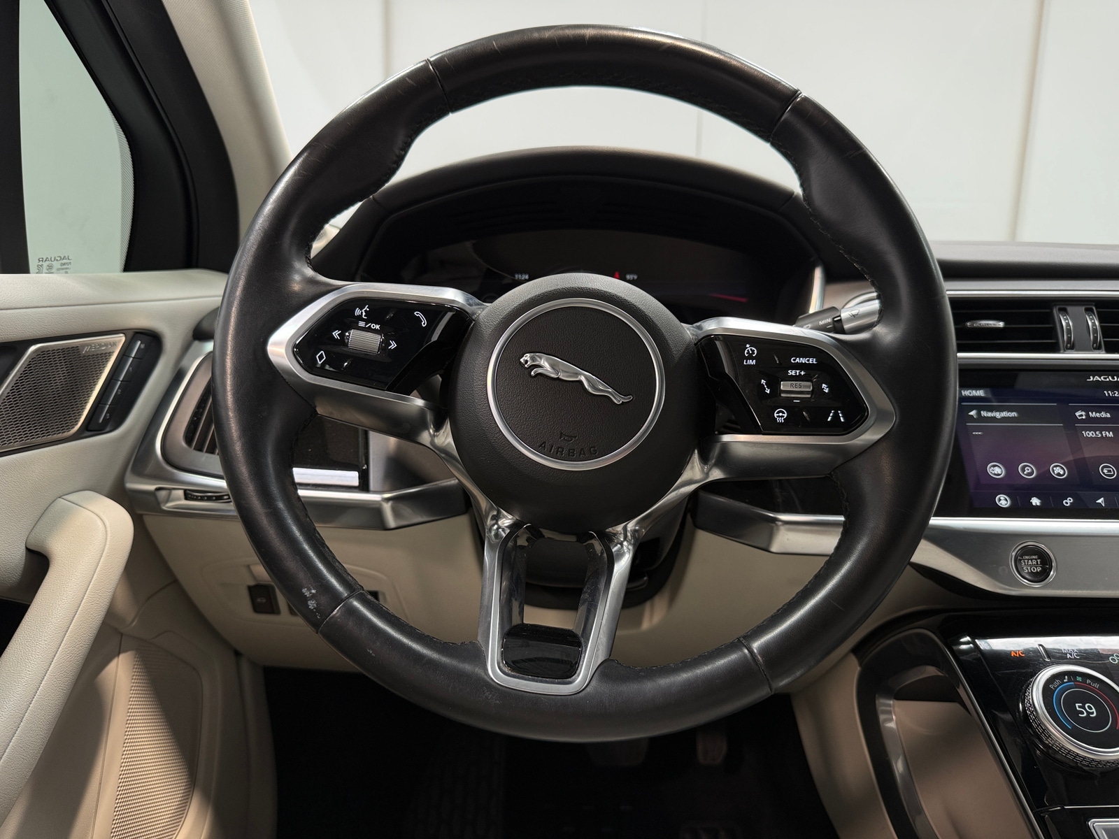Thumbnail: 2020 Jaguar I-Pace - 5