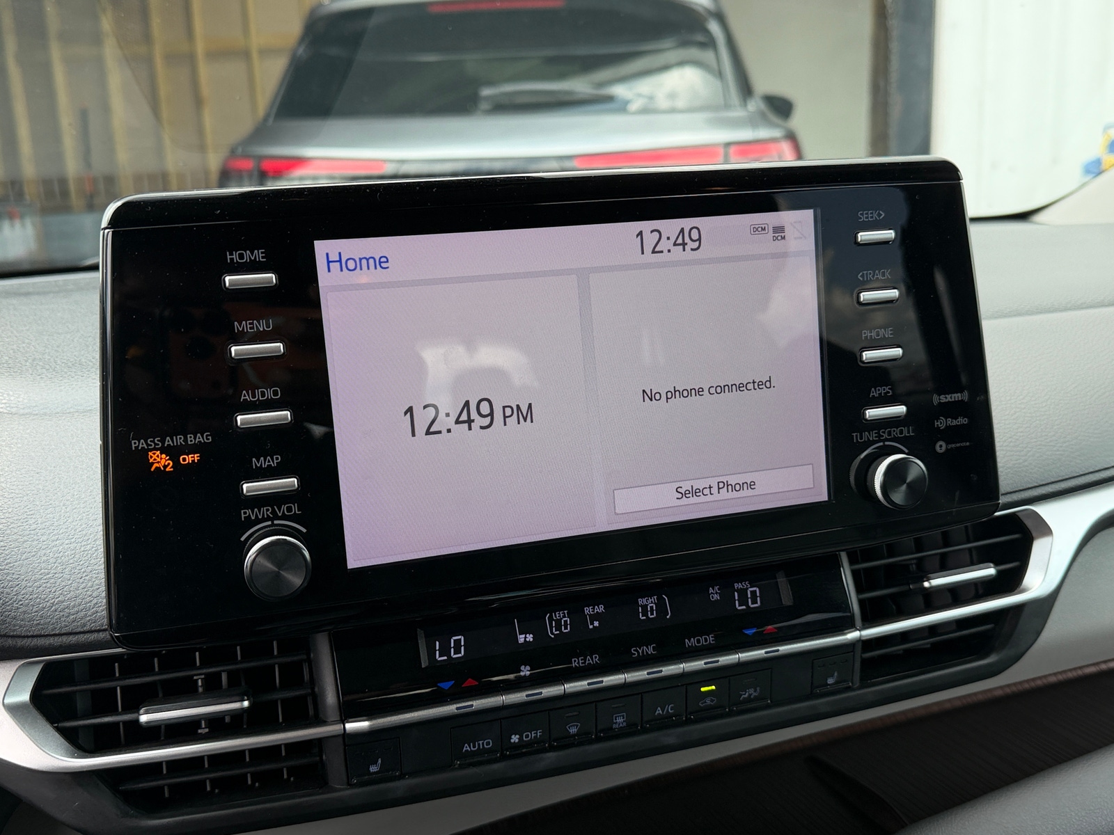 Thumbnail: 2021 Toyota Sienna - 3