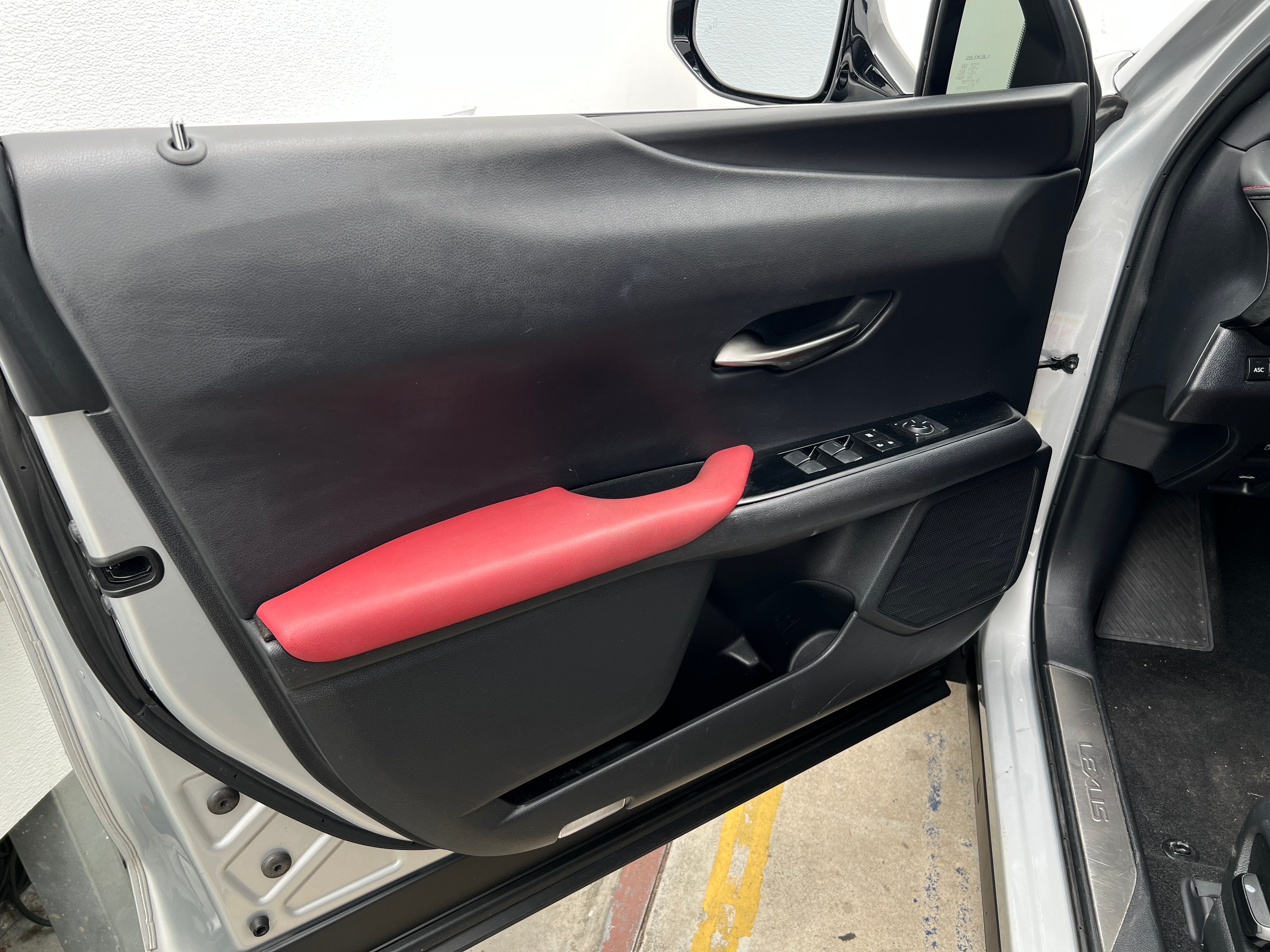 2019 Lexus UX 200 F SPORT - Photo 8