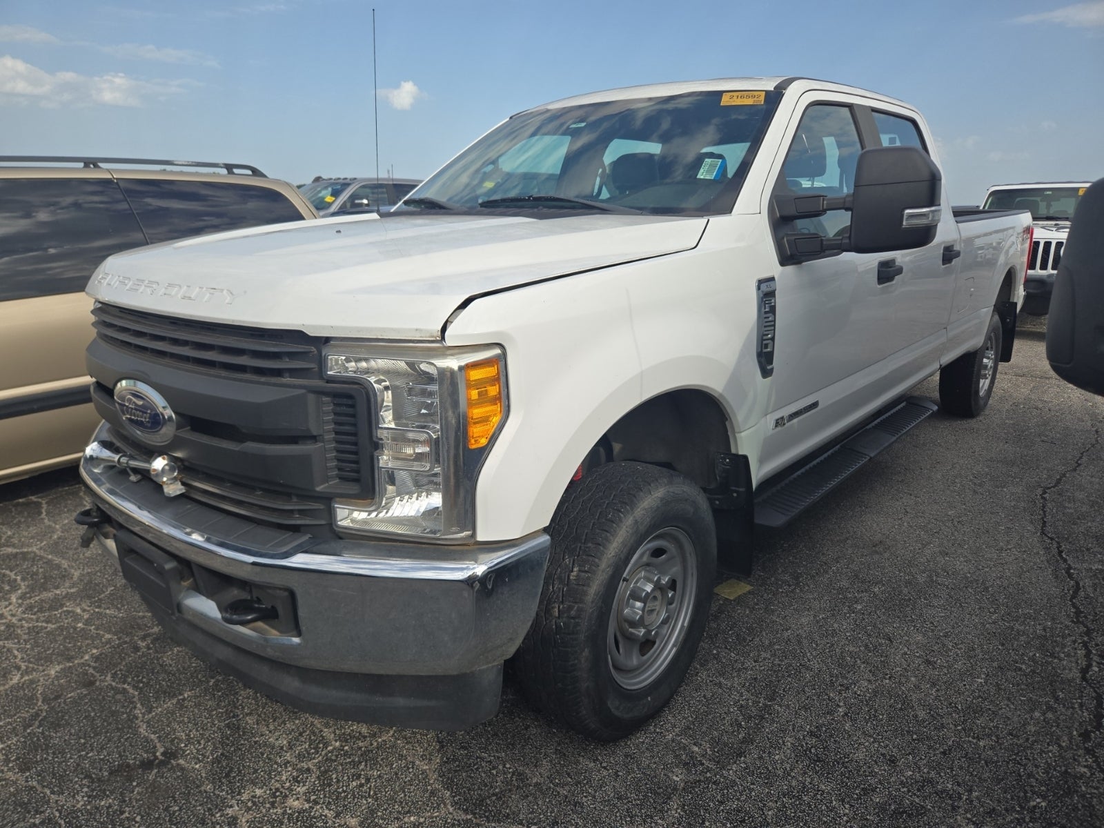 2017 Ford F-250 XL 4WD Crew Cab 8' Box